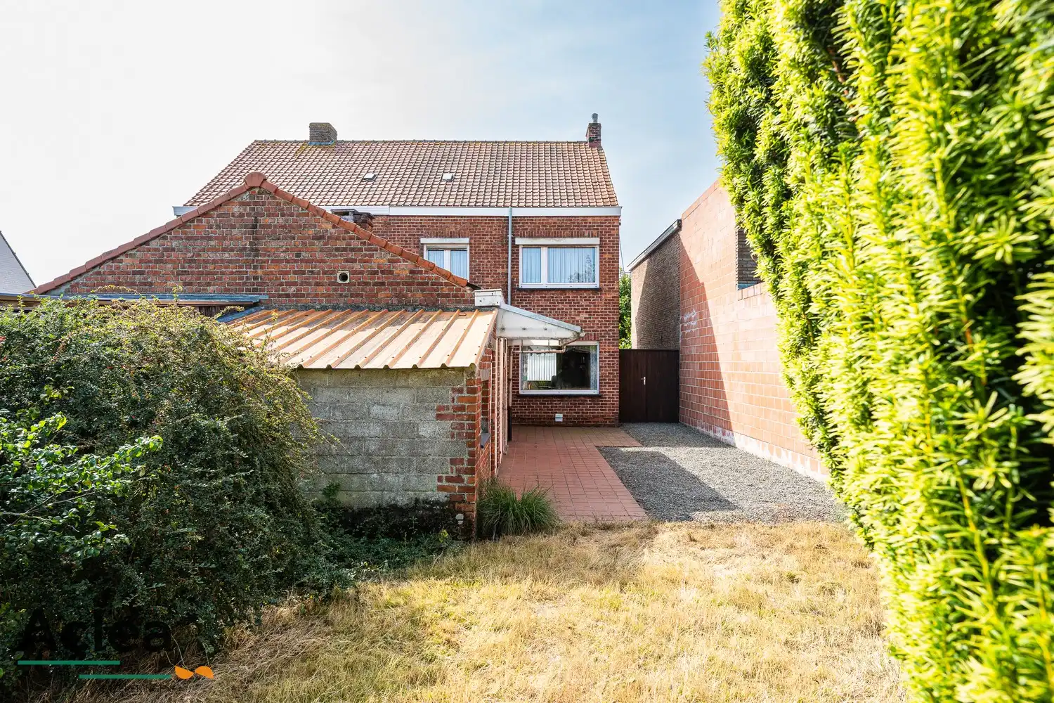 Te renoveren halfopen bebouwing op mooi perceel van 444m² foto 23