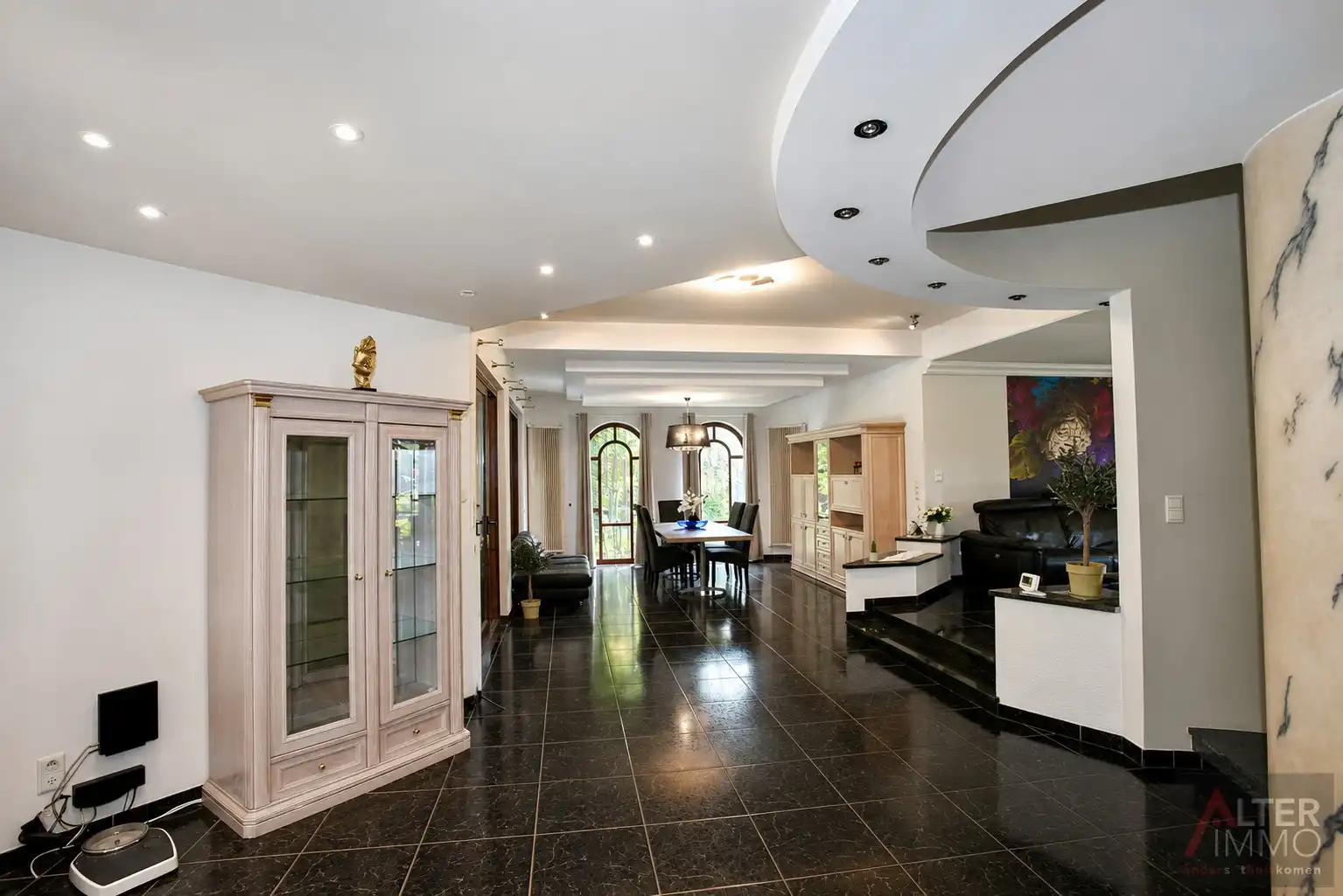 Exclusieve villa NBO 305 m² op 15a 32ca. foto 5