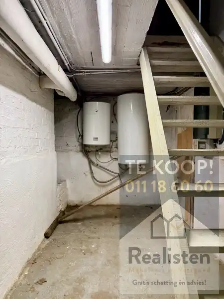Kantoren op zichtlocatie + ruime parking foto 35