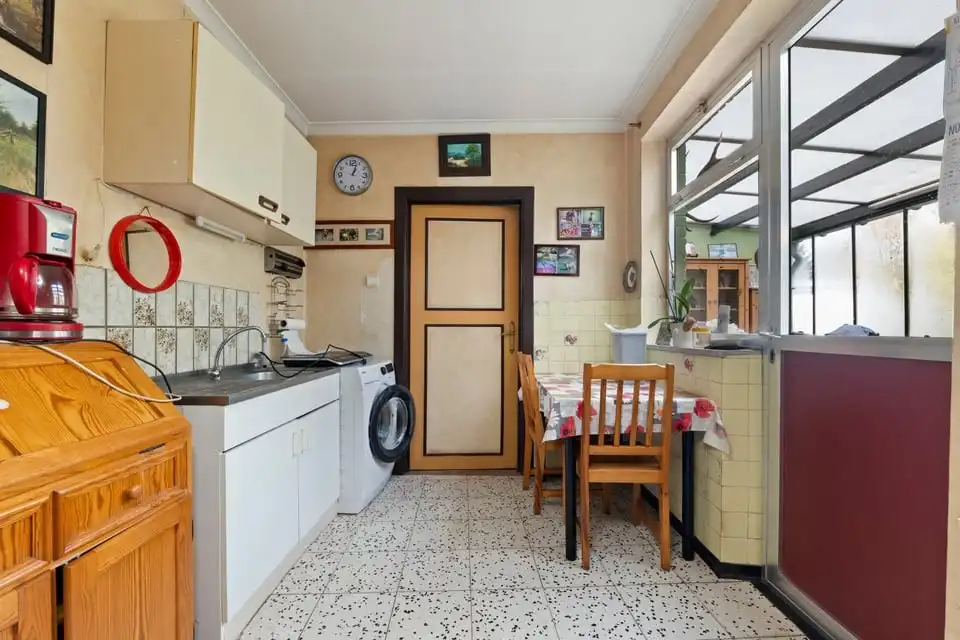 TE RENOVEREN WONING IN HET LANDELIJKE HEERS foto 15