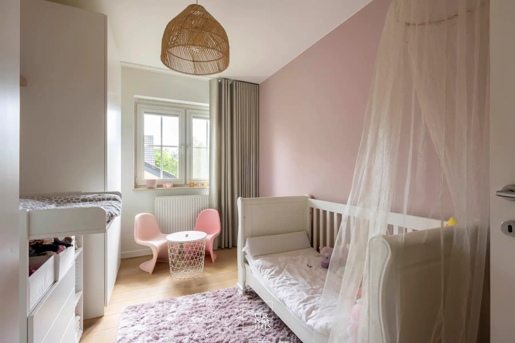 Charmante gerenoveerde gezinswoning op een perceel van 800 m² foto 10