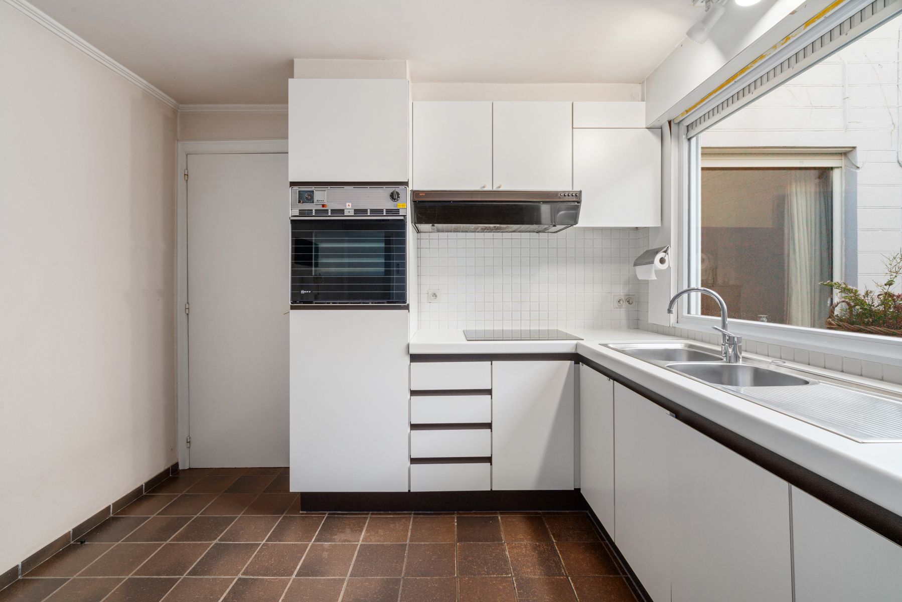 Karaktervolle ruime woning  met bijgebouw/atelier en stadstuin in het centrum foto 10