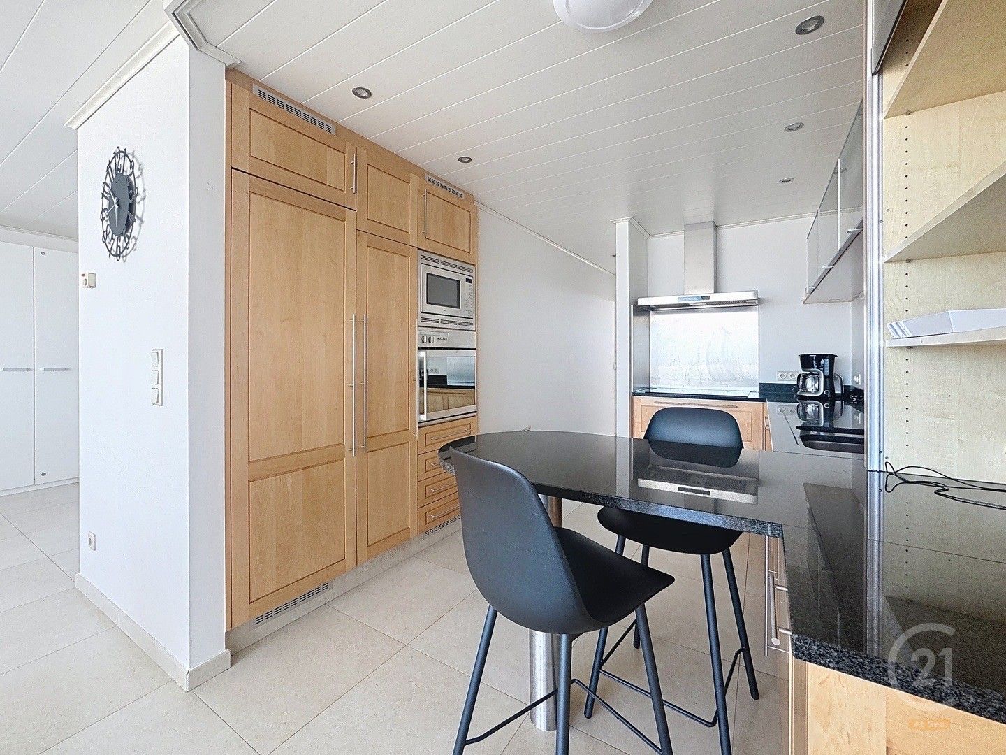 Penthouse appartement met 2 slaapkamers op de zeedijk van Westende foto 6
