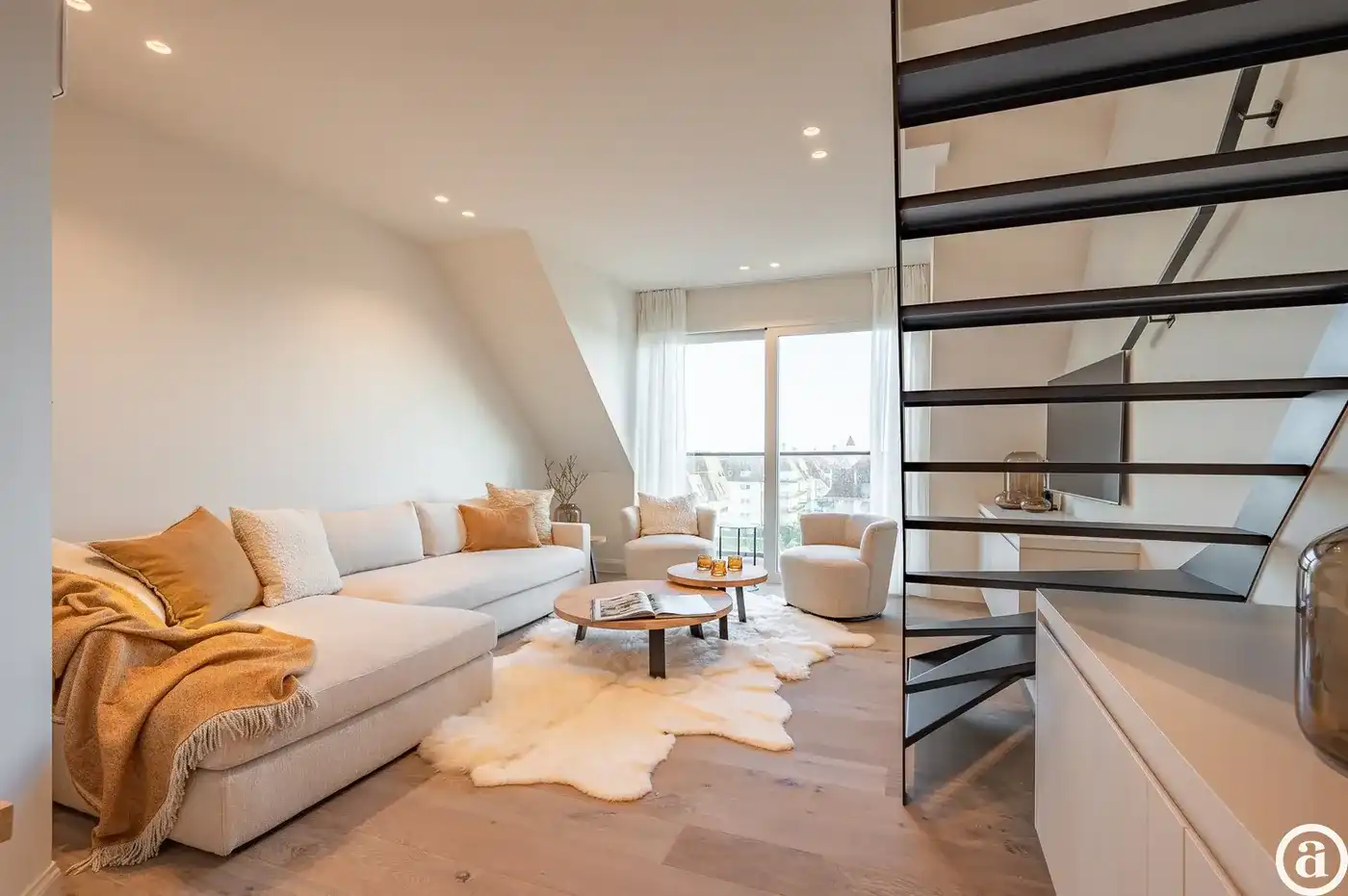 Nieuwbouw duplex-appartement met airco te Zoute (Kustlaan)   foto 3