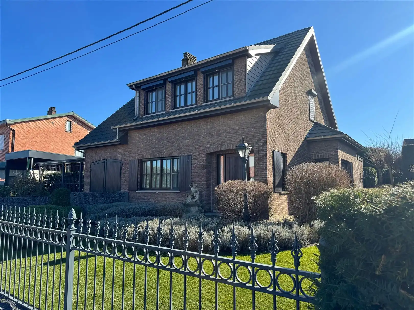 Hoofdfoto van de publicatie: Woning