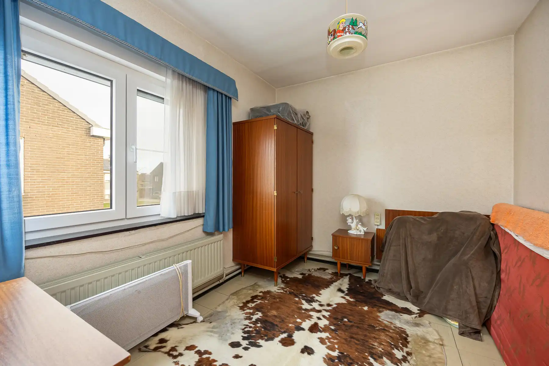 Halfopen bebouwing met 3 slaapkamers en garage op een perceel van 315m². foto 13