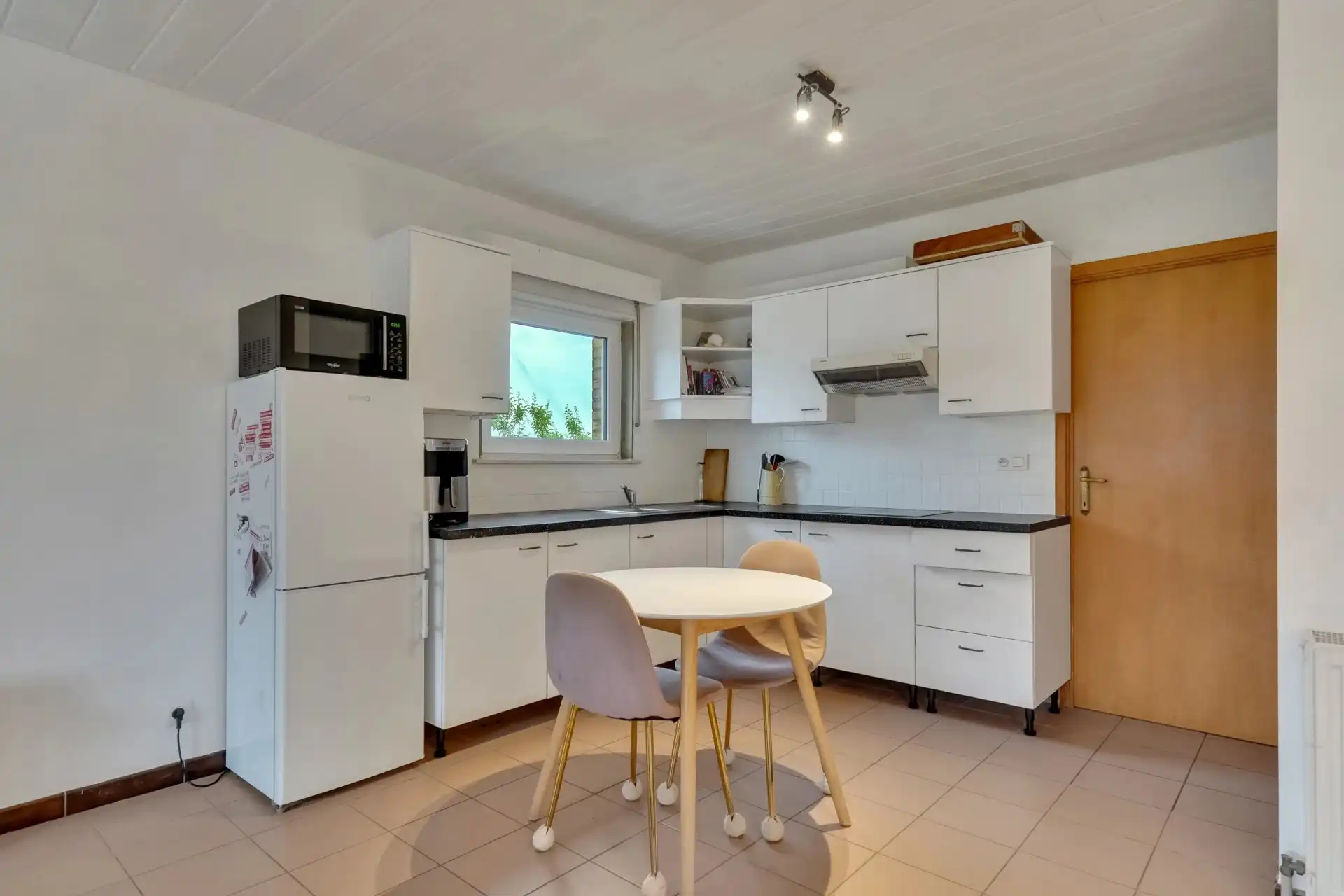 Ruime meergezinswoning met twee appartementen foto 16