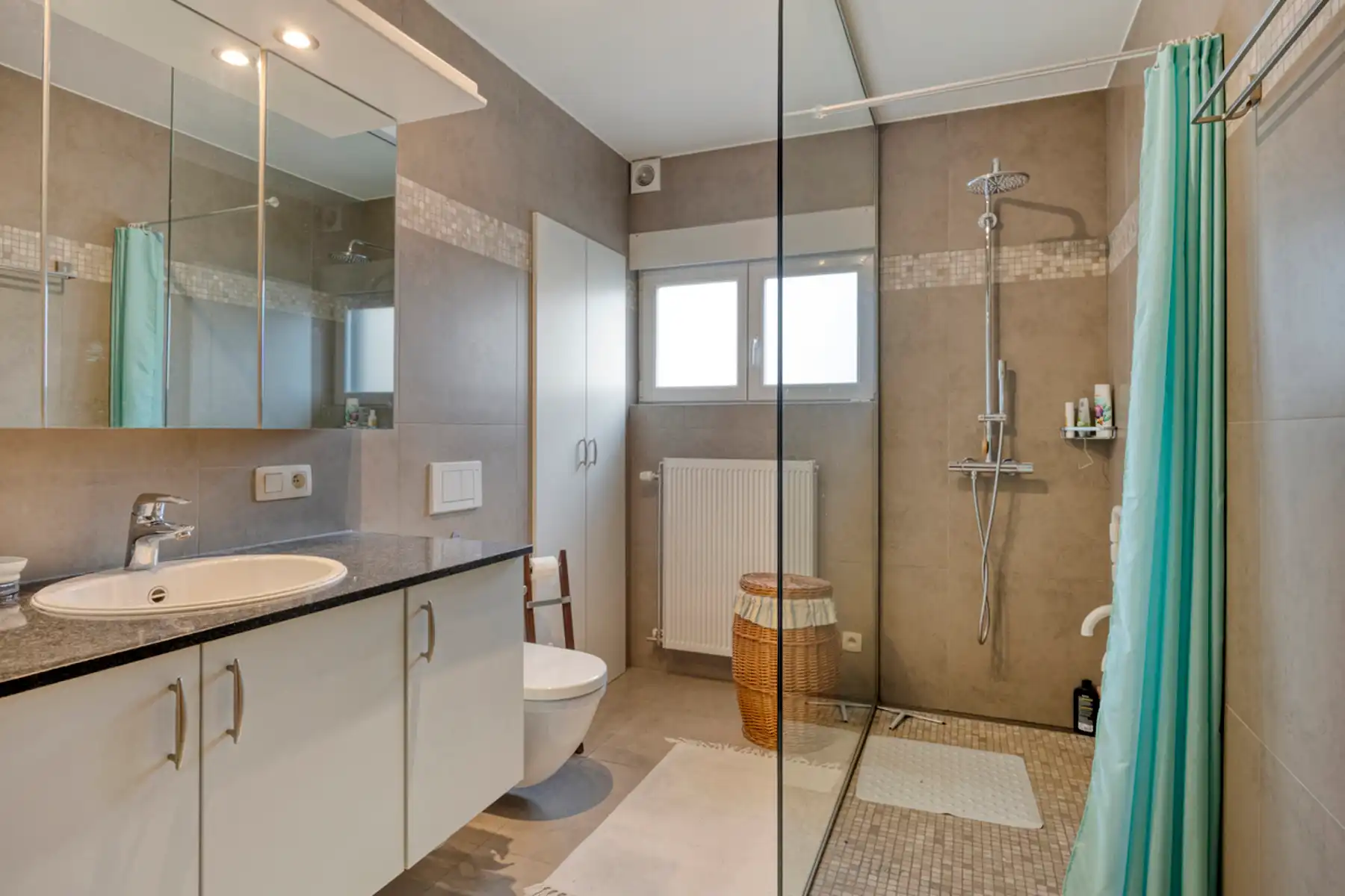 Instapklaar gelijkvloers appartement in centrum Buggenhout foto 16