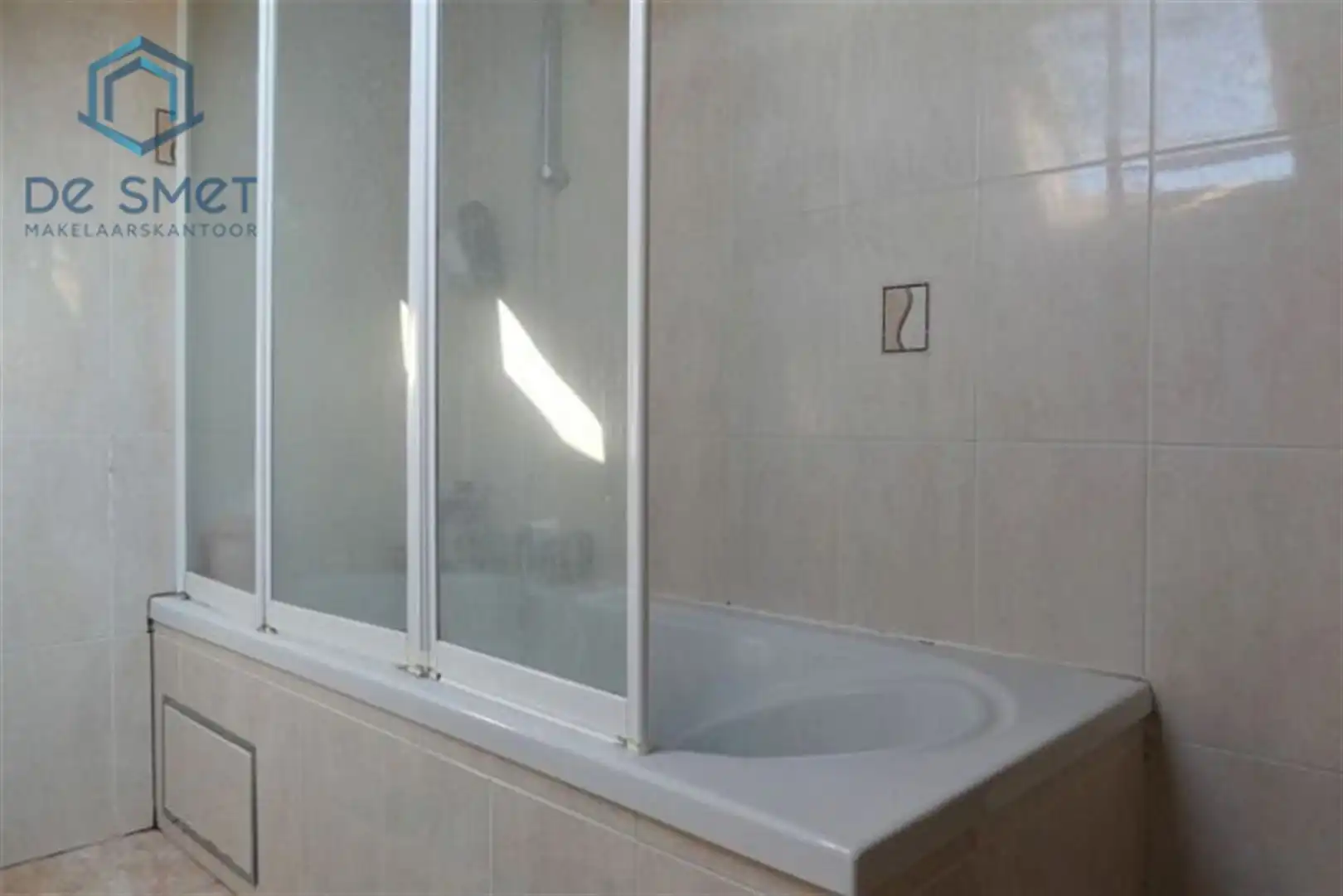 Veelzijdige Woning om te Vormen naar woning, Zonnig Terras en Grote Tuin in het Charmante Voorde foto 16