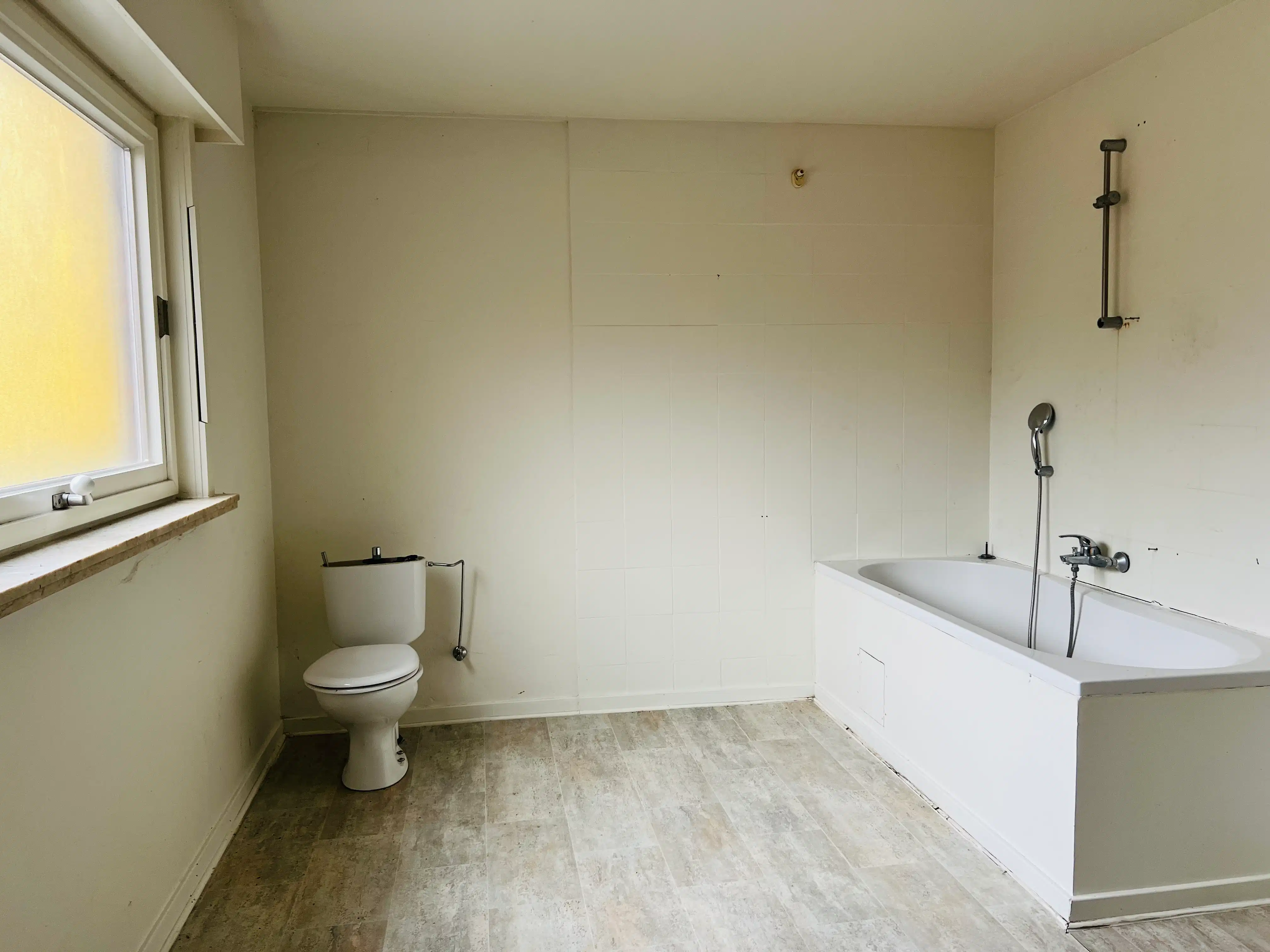 Karaktervol handelspand met appartement, veel mogelijkheden foto 15