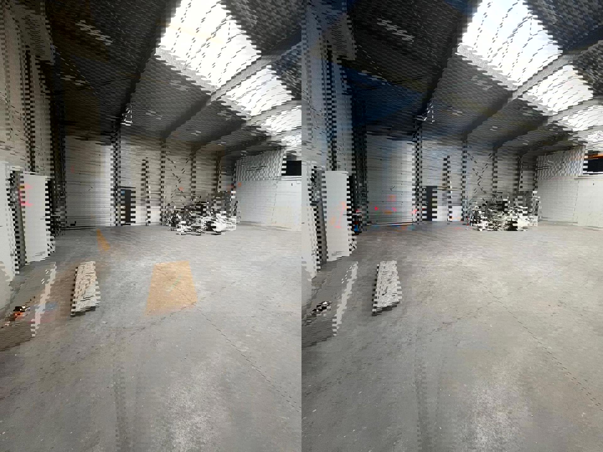 Kontich: magazijn met mezzanine en kantoorruimte foto 4