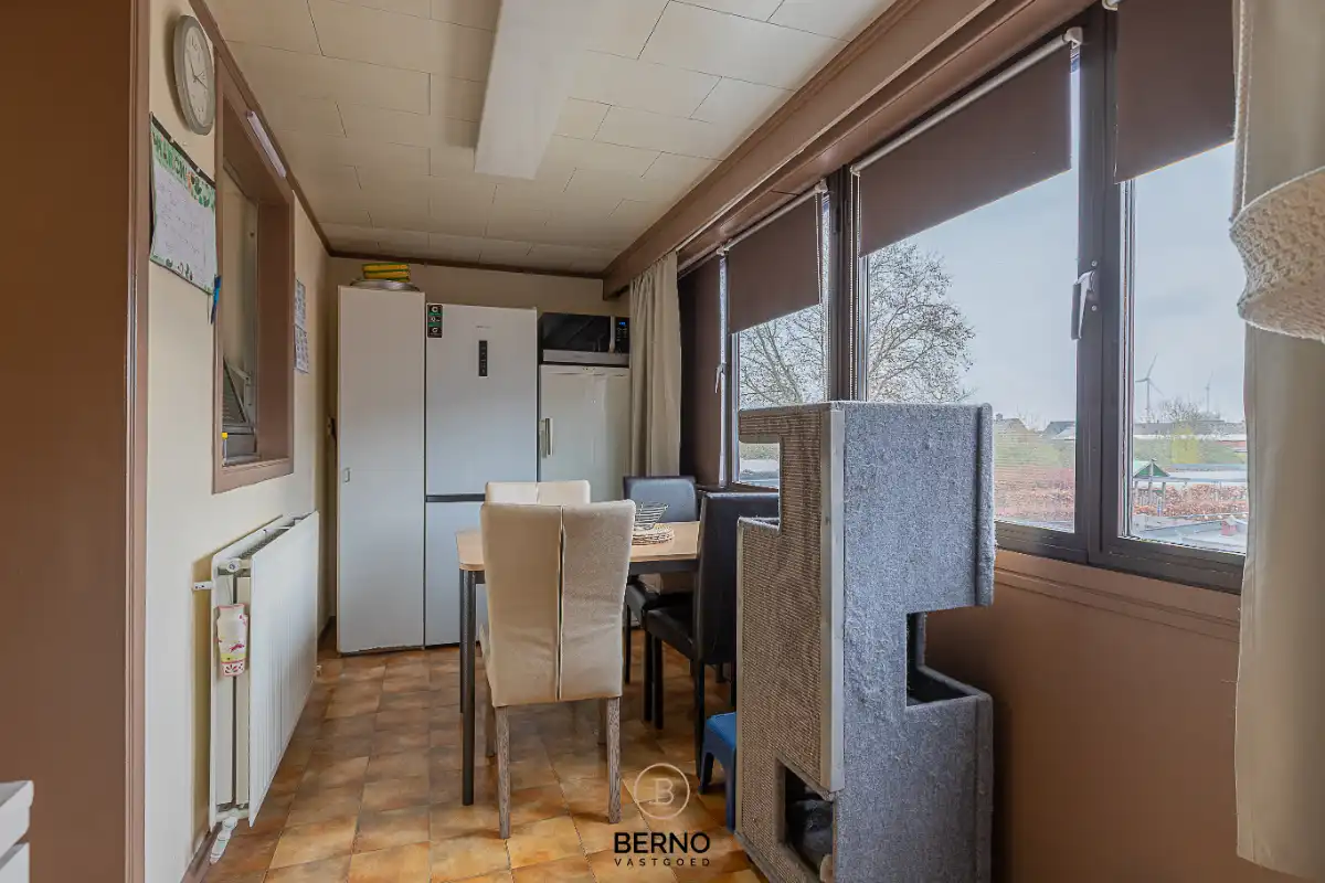 Op te frissen bel-etagewoning foto 6