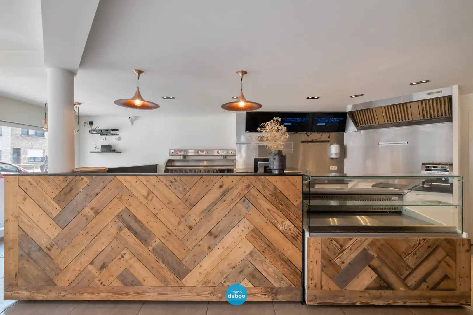 Instapklaar horecapand & garage op opvallende hoekligging foto 5