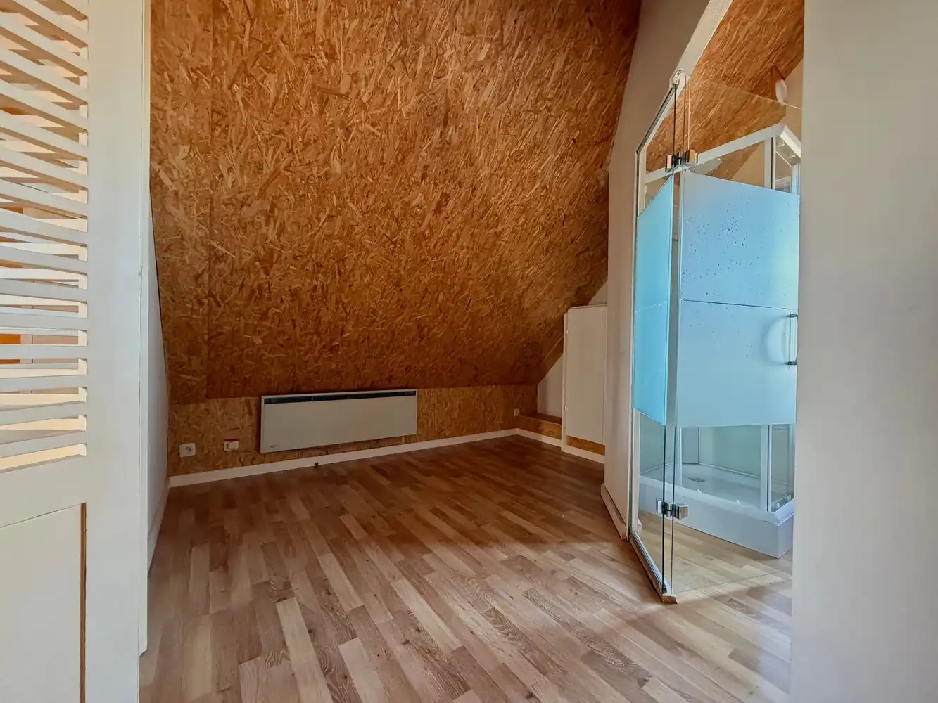 Instapklare, lichtrijke woning (4 slpks) + zonnige tuin foto 16