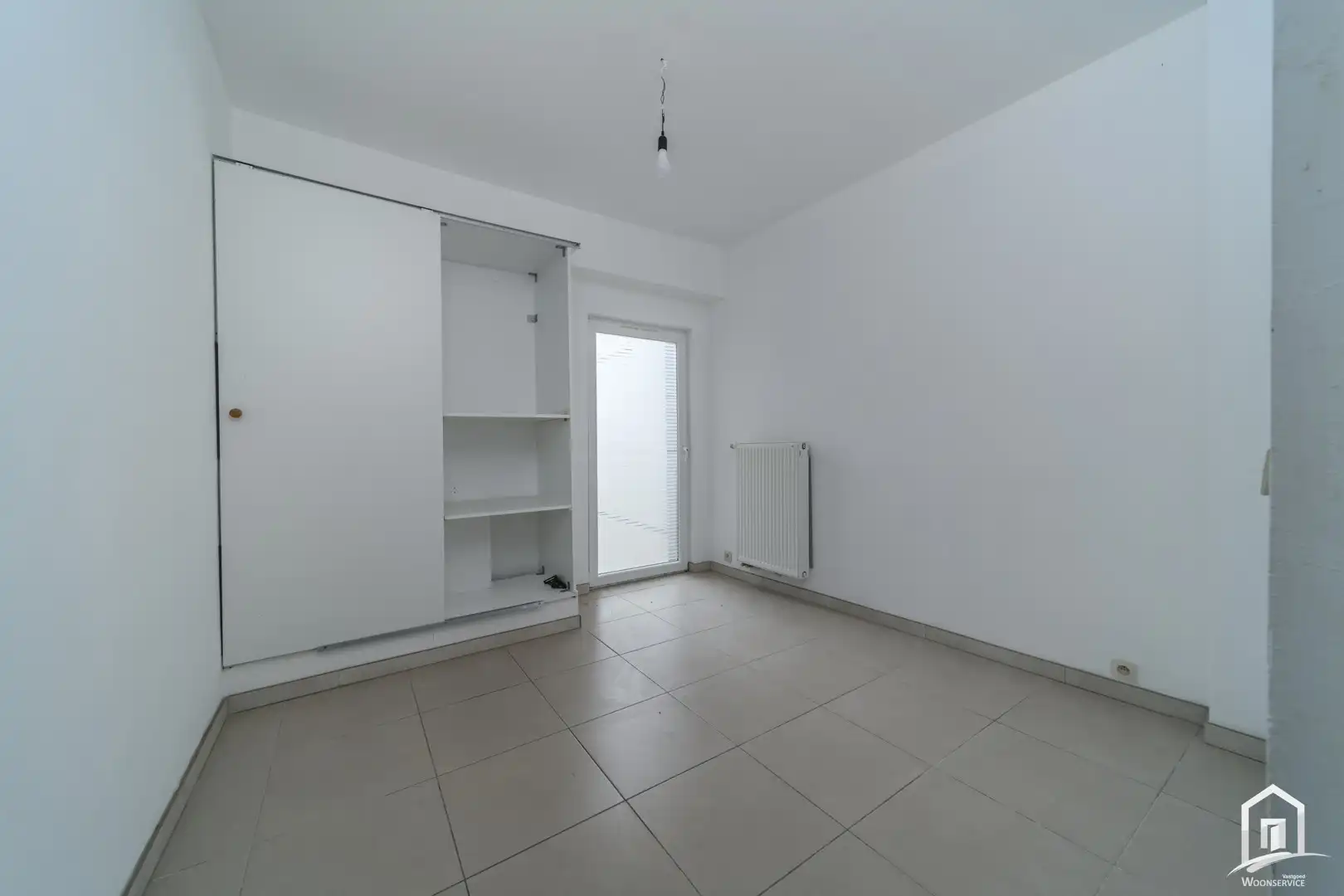 UNIEKE INVESTERING: 2 INSTAPKLARE GELIJKVLOERSE APPARTEMENTEN MET TERRAS EN STAANPLAATS foto 14