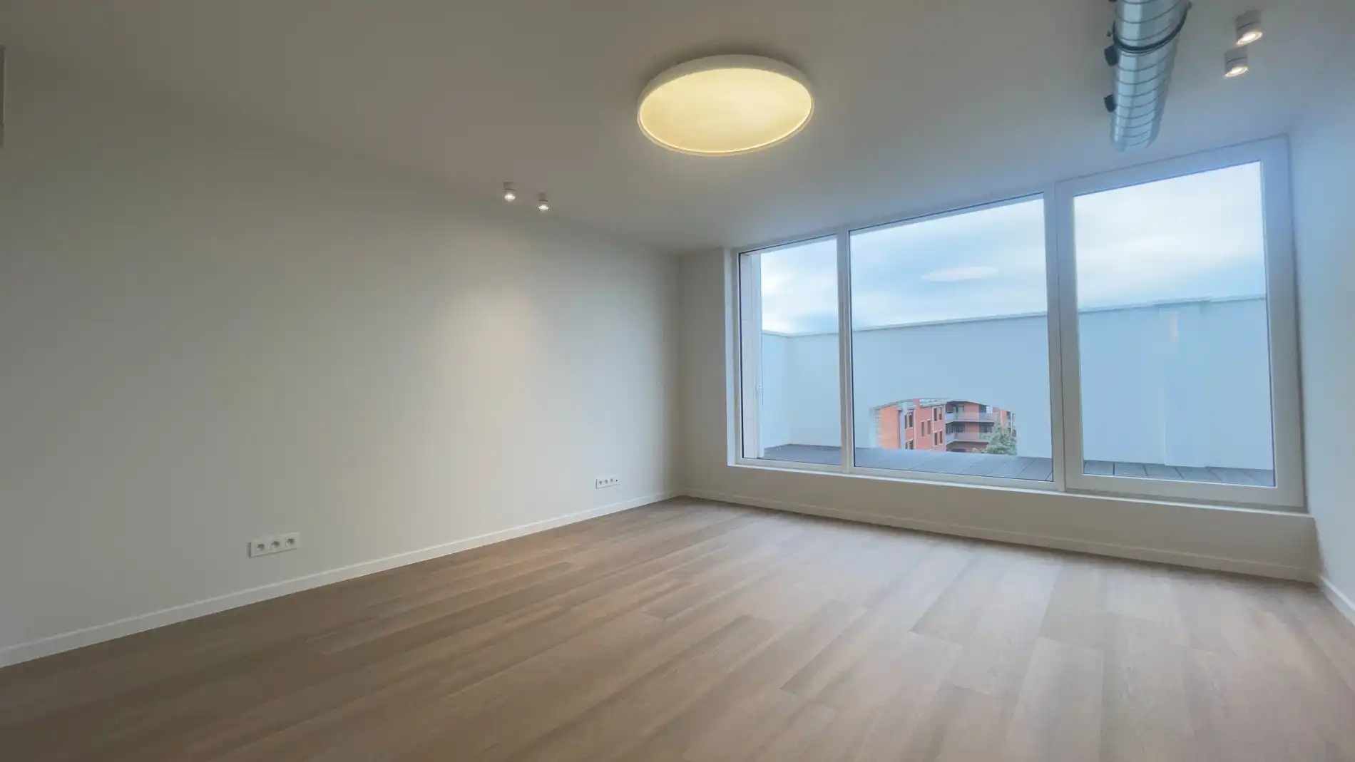 Exclusief kantoorgebouw te koop dichtbij de Leien in Antwerpen foto 9