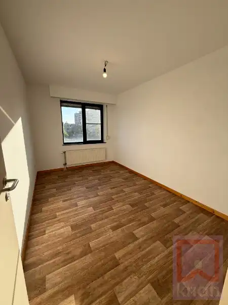 2 slaapkamer appartement met terras en garage, centrum Geel! foto 9
