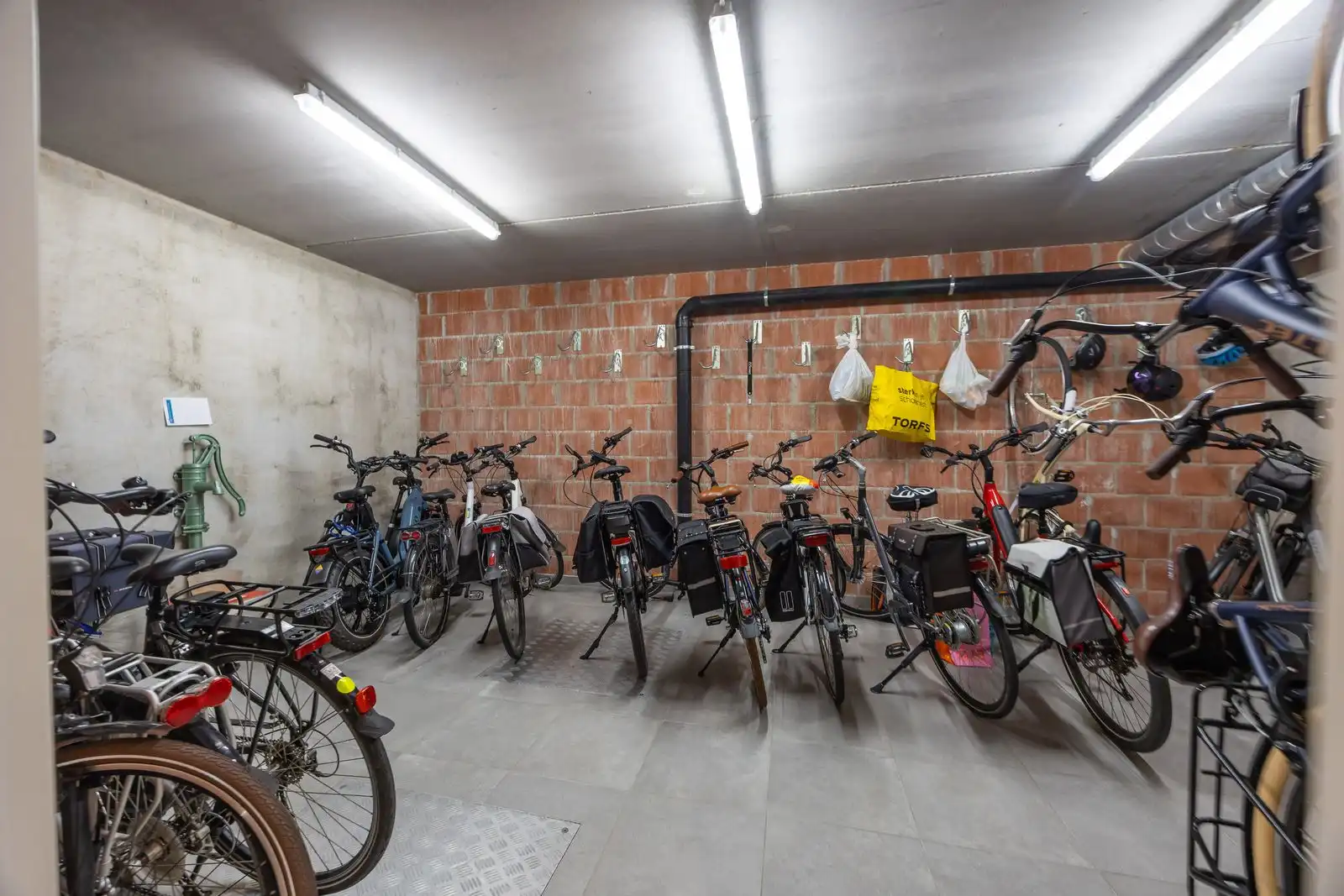 Prachtig duplex appartement op rustige locatie nabij centrum Bredene en zee foto 13