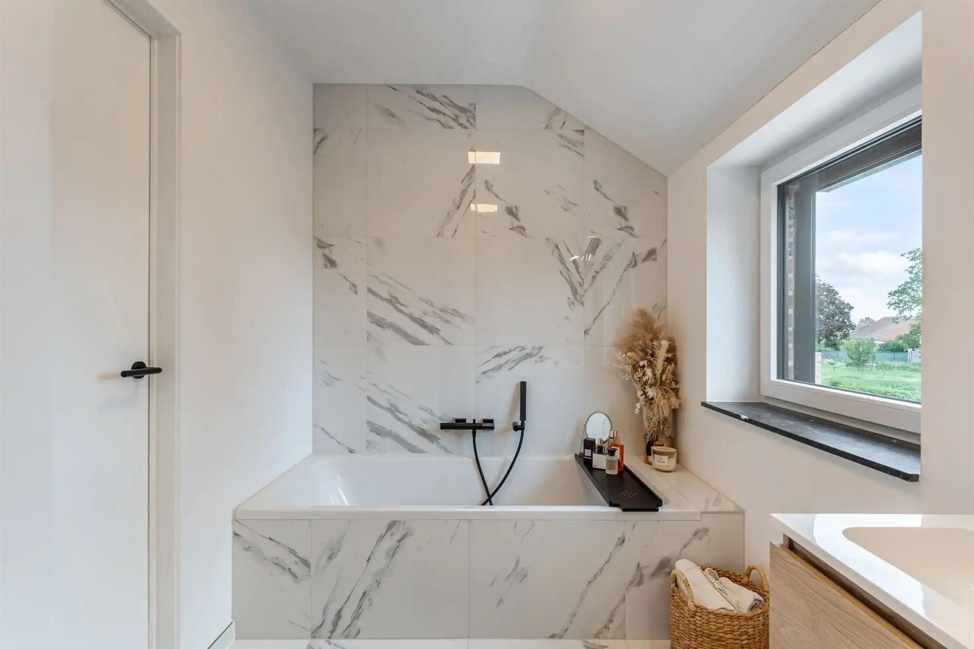 Ruime energiezuinige woning op een perceel van 4a 69ca te Kinrooi foto 13