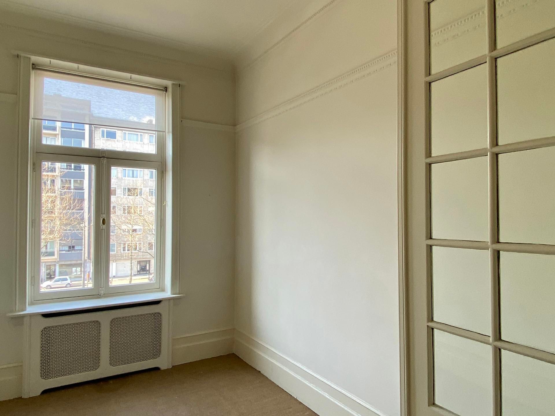 Authentiek appartement (ca 80m²) in Art Nouveau stijl. foto 11