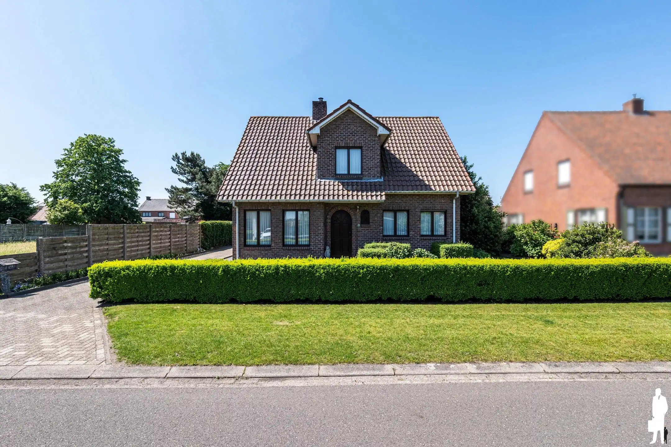 Uitstekende villa met 4 slpk en 2 badk. in centrum Weelde foto 42