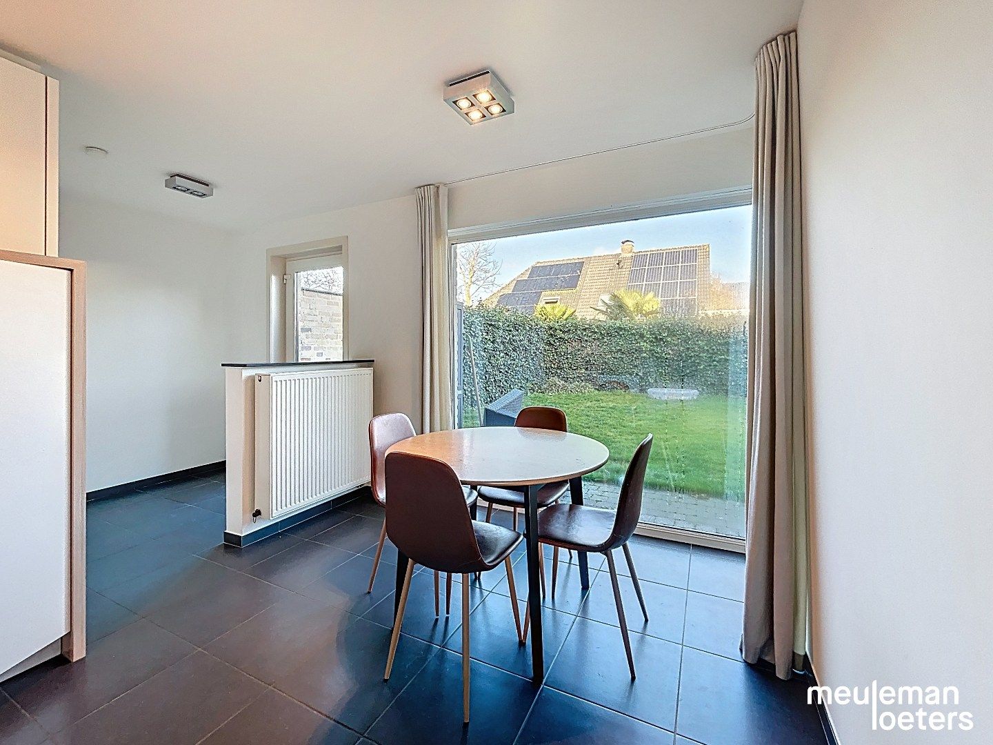 Ruime instapklare woning met 3 slaapkamers foto 2