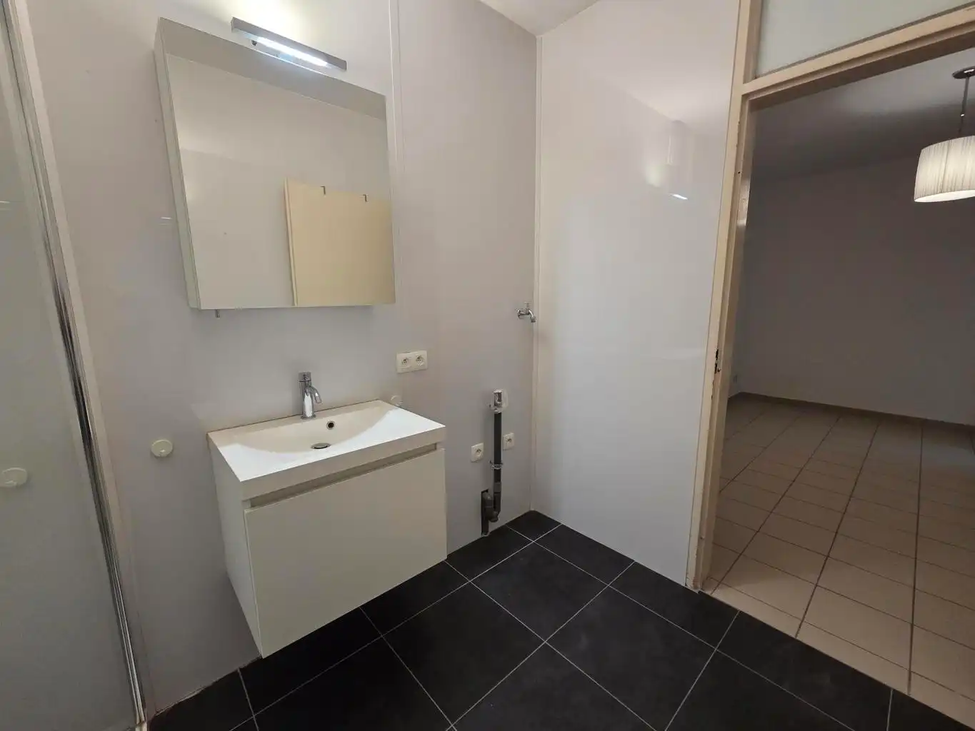 Goed onderhouden 1-slaapkamer appartement met terras foto 16