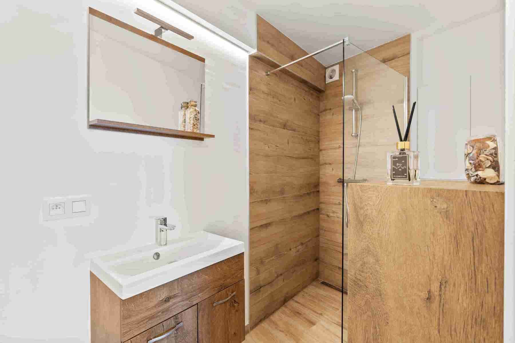 Trendy gemeubelde studio vlakbij het strand in Oostende. foto 3