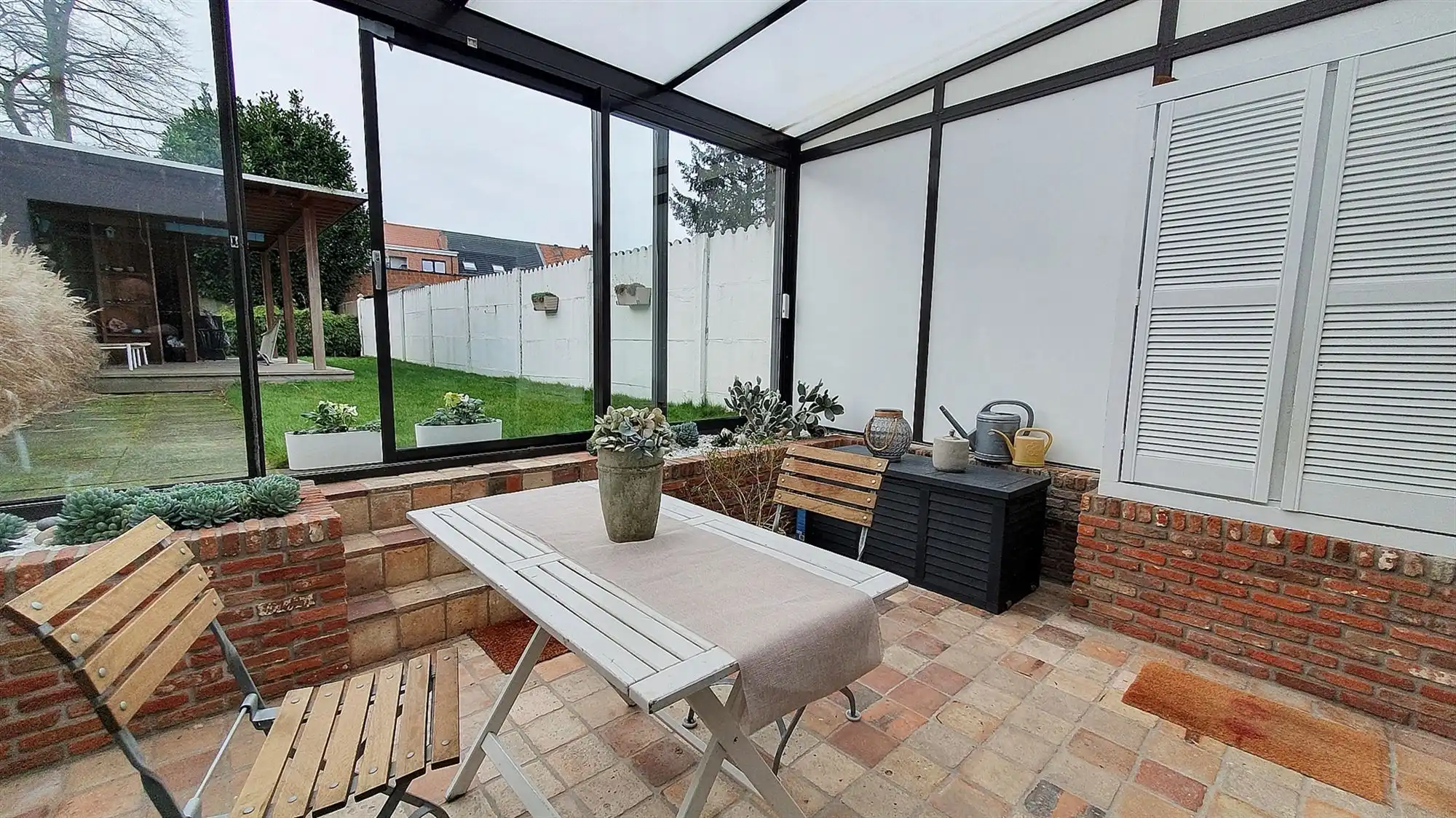 Volledig instapklaar handelspand met woonst foto 15