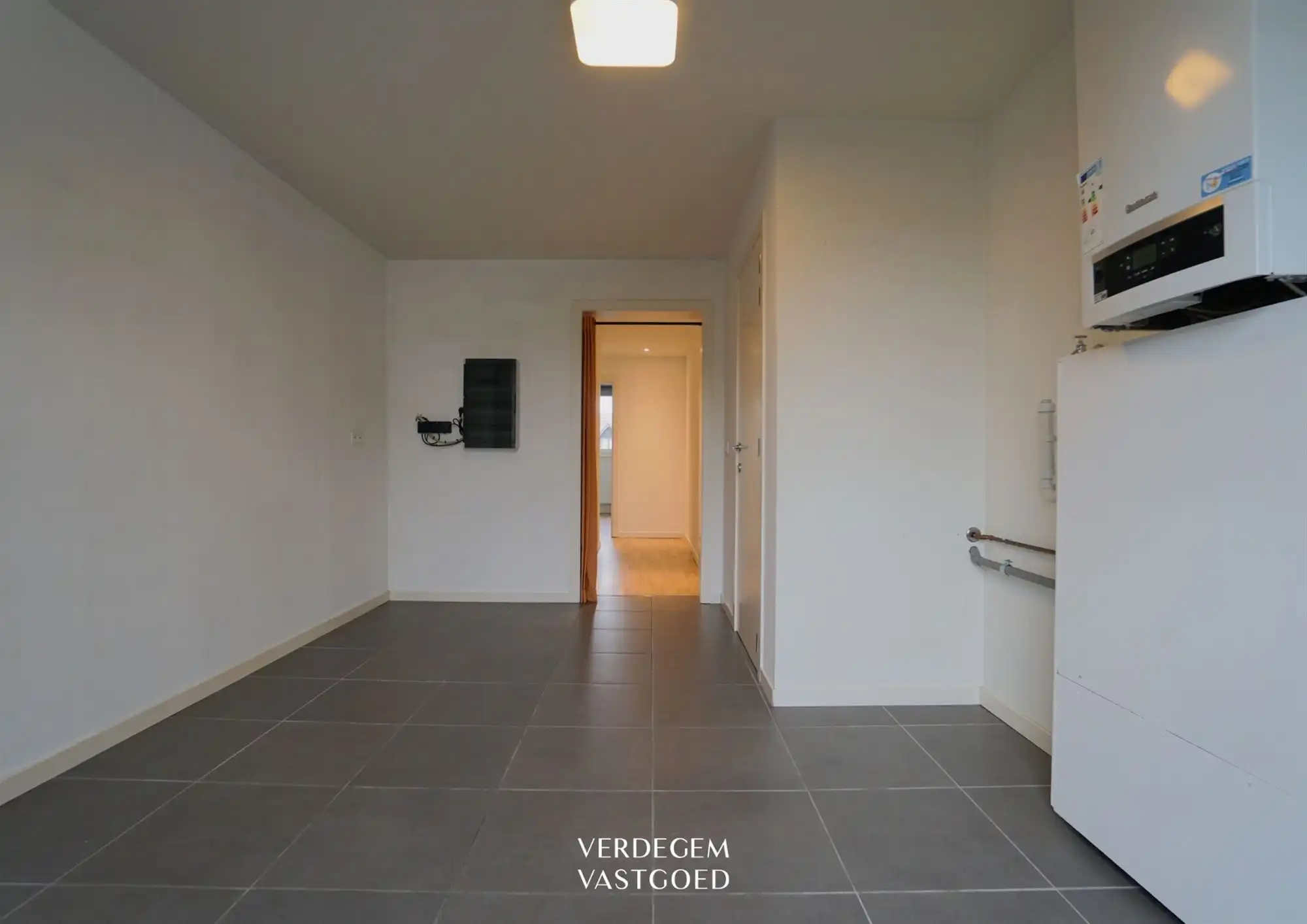 Instapklaar duplexappartement met karaktervolle leefruimte en 2 slaapkamers foto 13