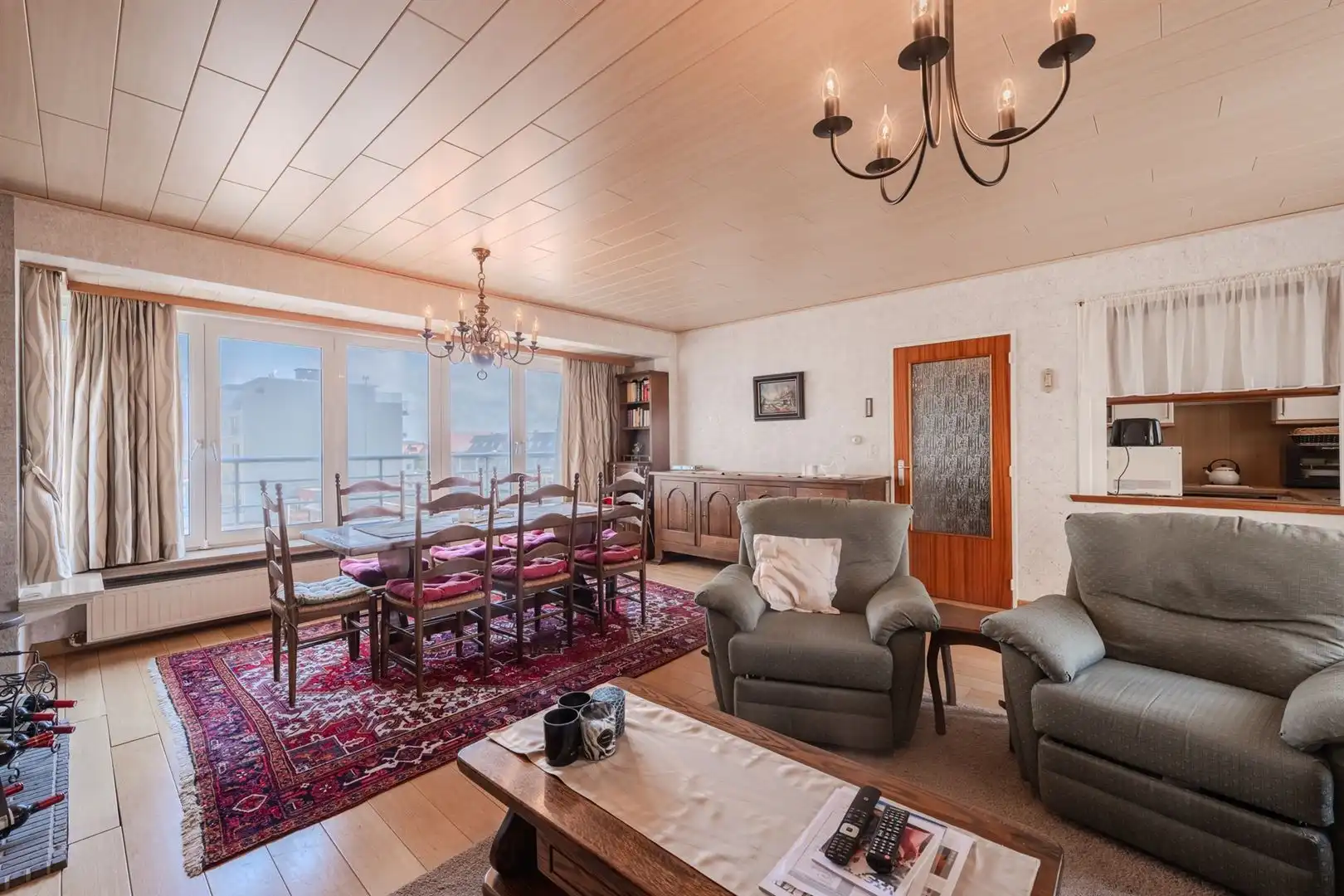 Ruim appartement met lateraal zeezicht in Residentie Rapallo foto 5