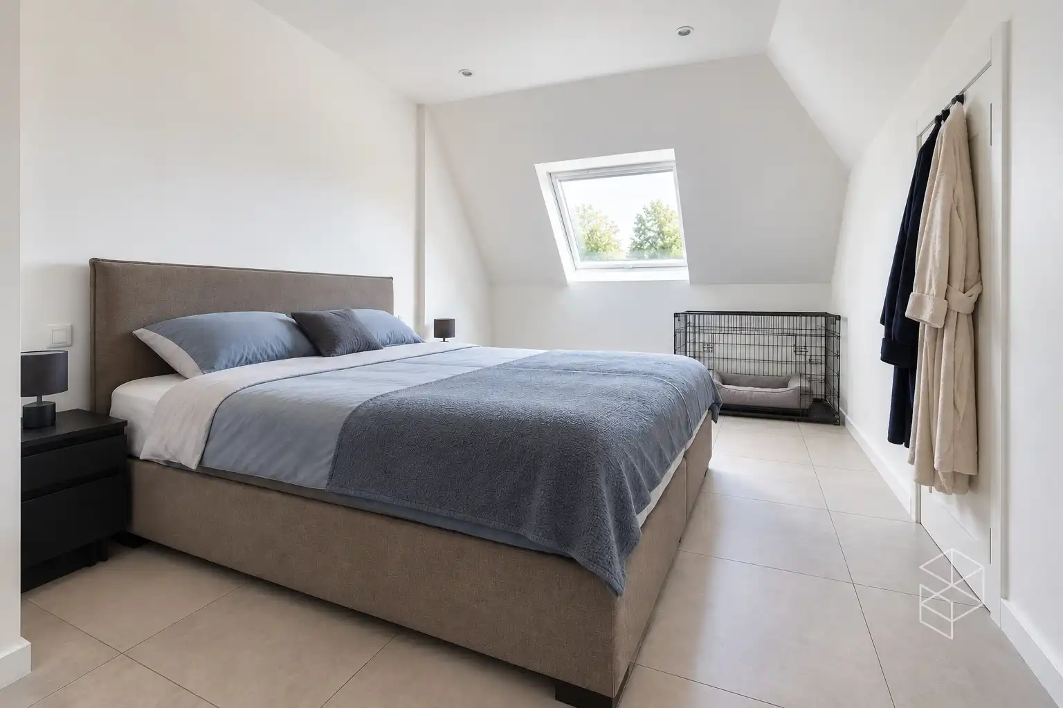 Klassevolle villa met bijgebouw op unieke ligging aan het kanaal Gent-Brugge foto 22