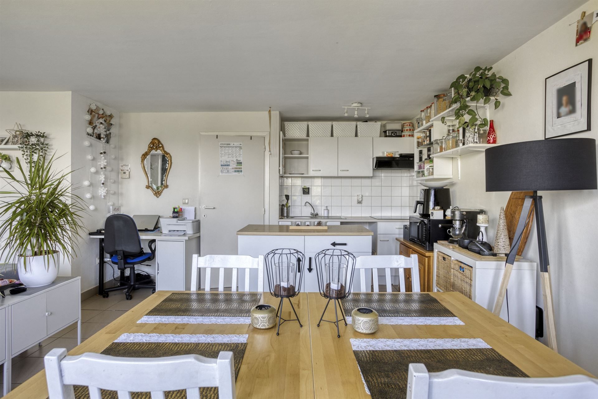 Appartementsgebouw foto 6