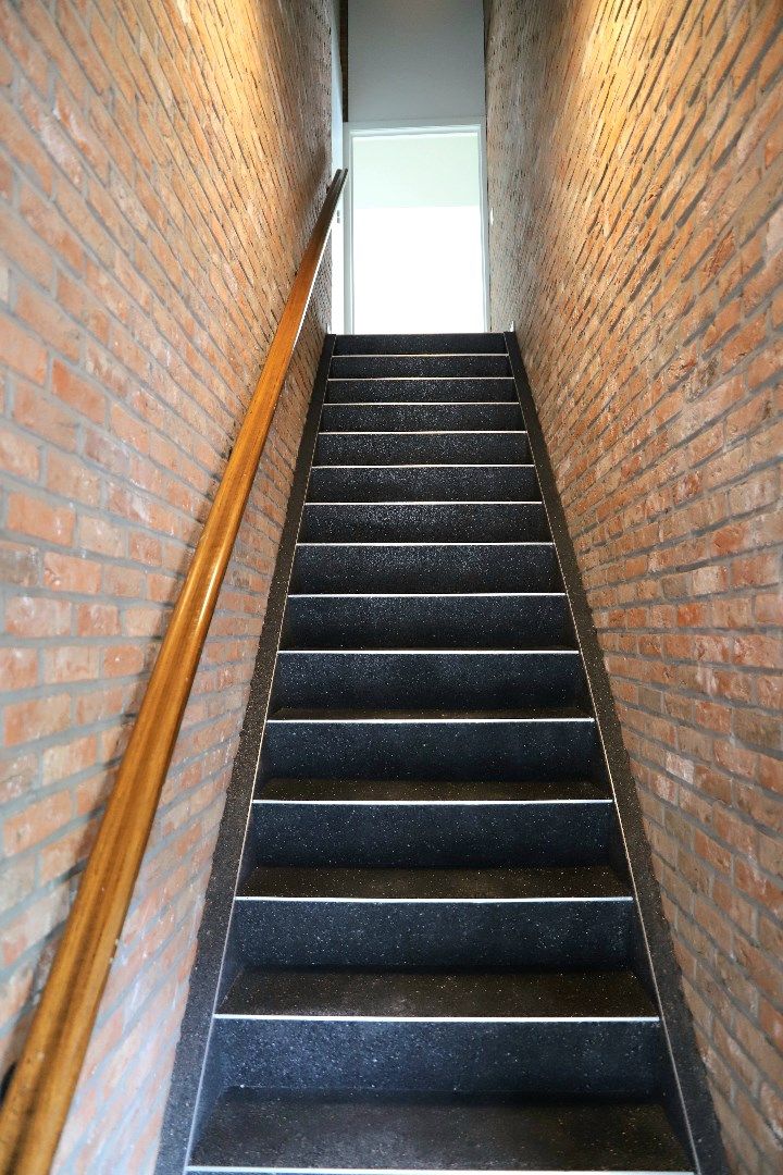 Penthouse van 178m² met 2 slaapkamers en ruim terras vlakbij Genk centrum foto 4