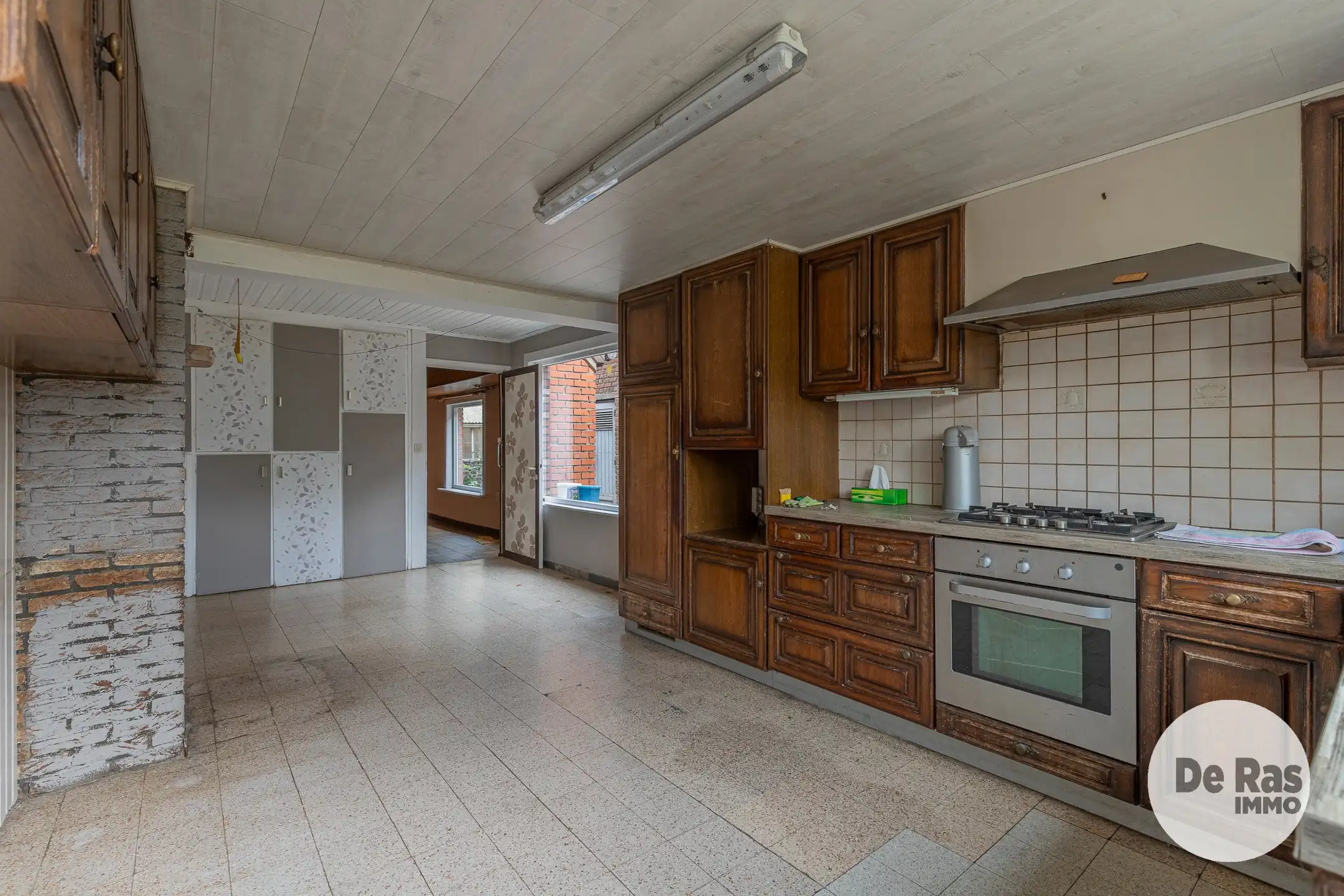 OOSTERZELE - Te renoveren woning met tal van mogelijkheden foto 19