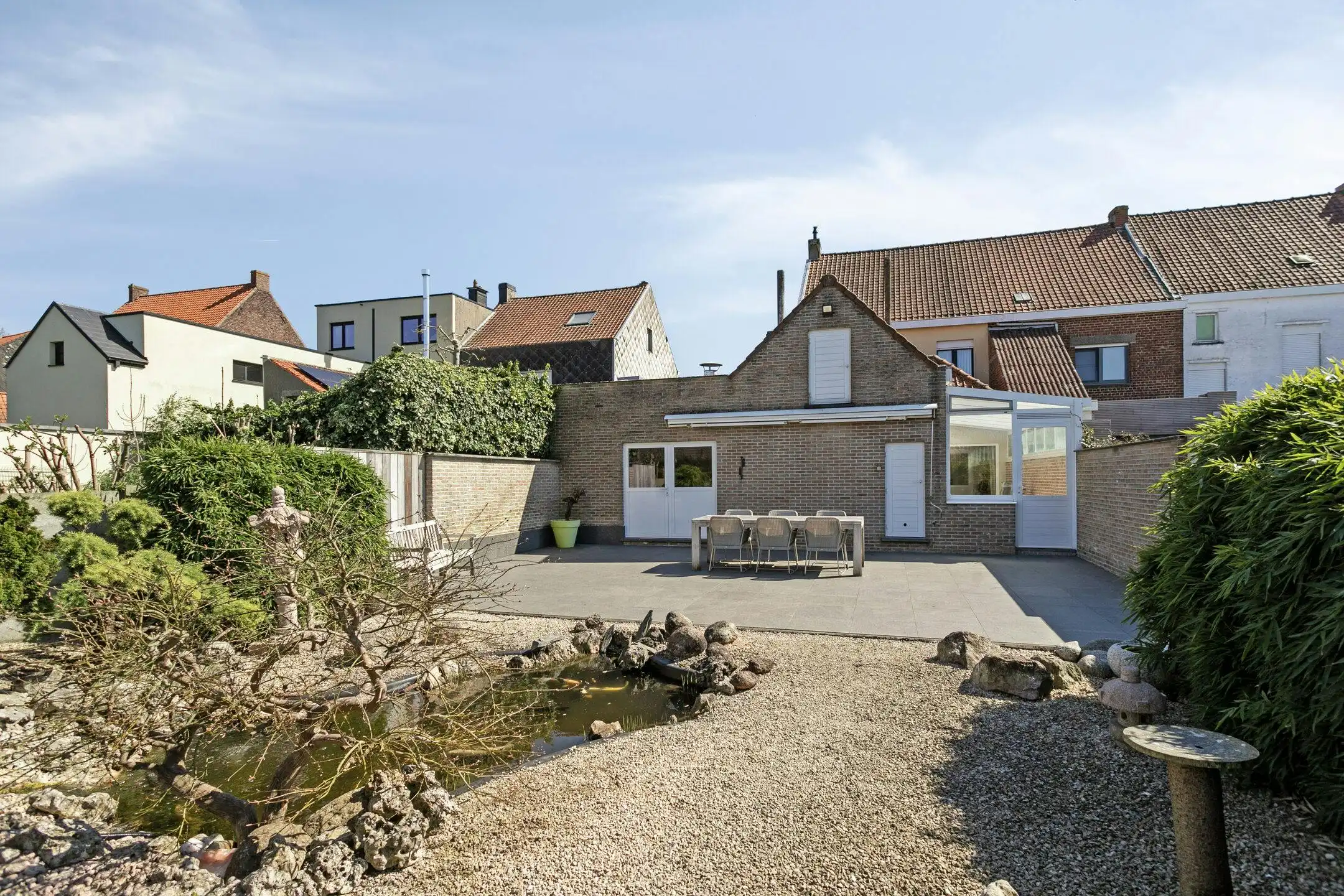 Handelspand met instapklare woning te Sint-Denijs foto 6