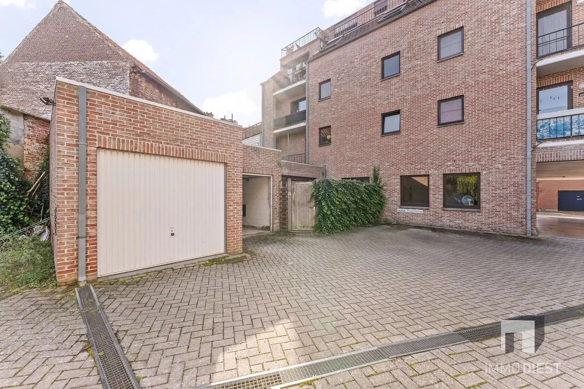 Appartement met garage en 2 slaapkamers op een topligging foto 25