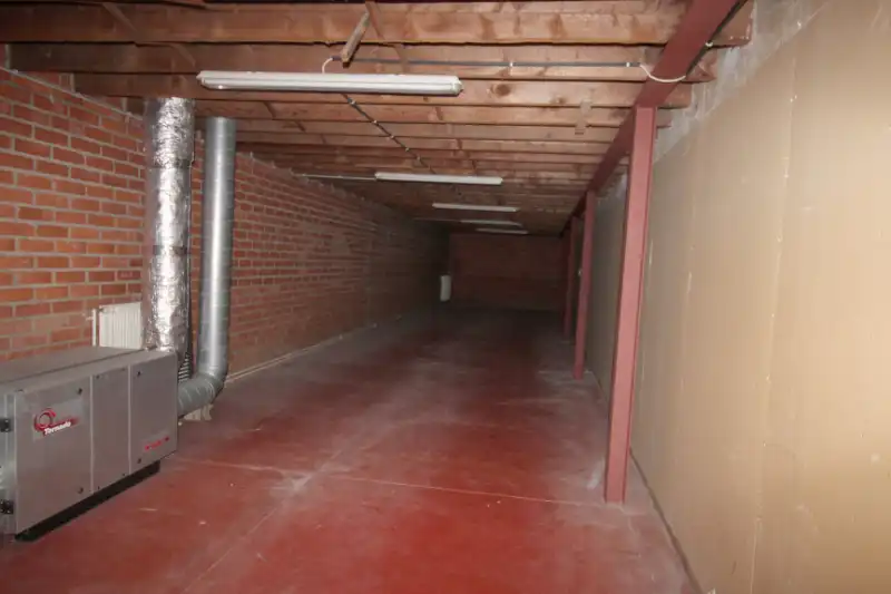 Kantoorruimte op de Markt van Deinze foto 13