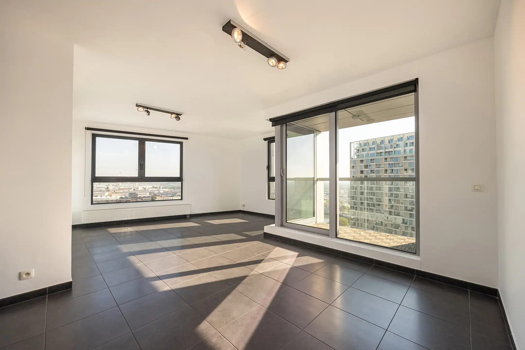 Panoramisch wonen in het hart van Antwerpen foto 4