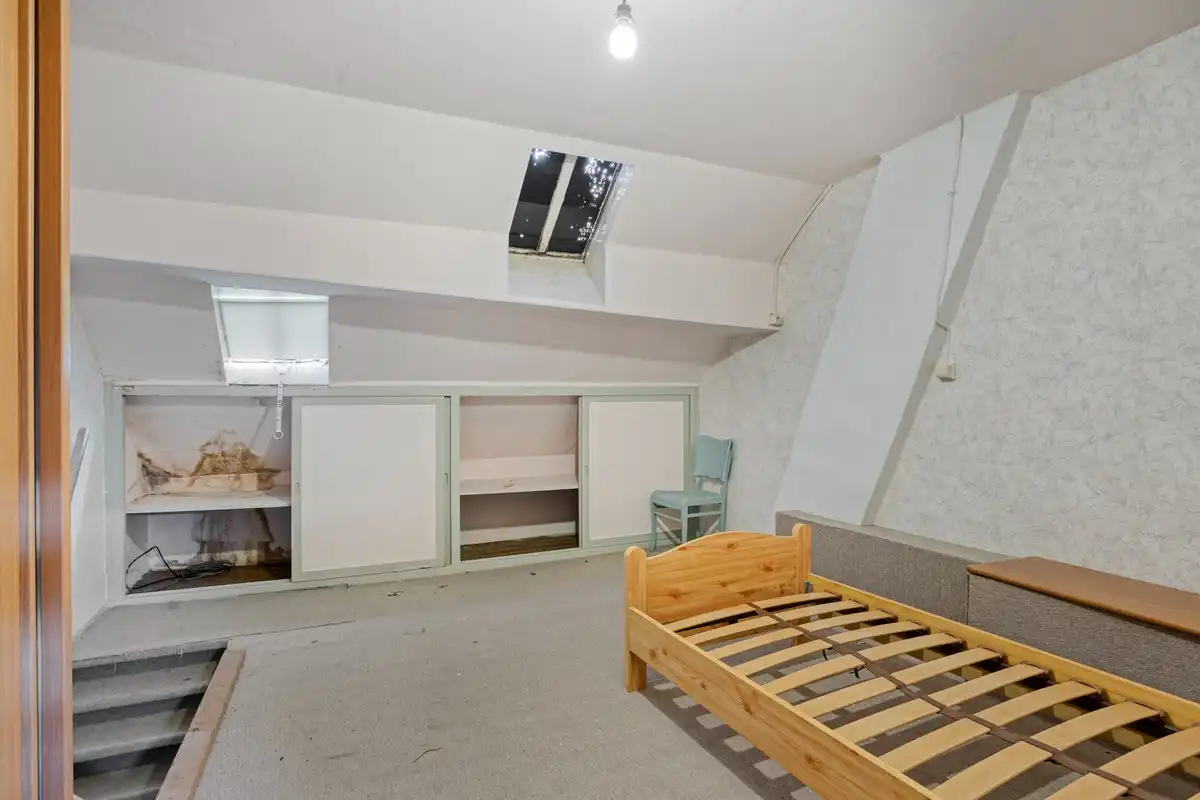 Gezellige rijwoning met 3 slaapkamers in Halle foto 13