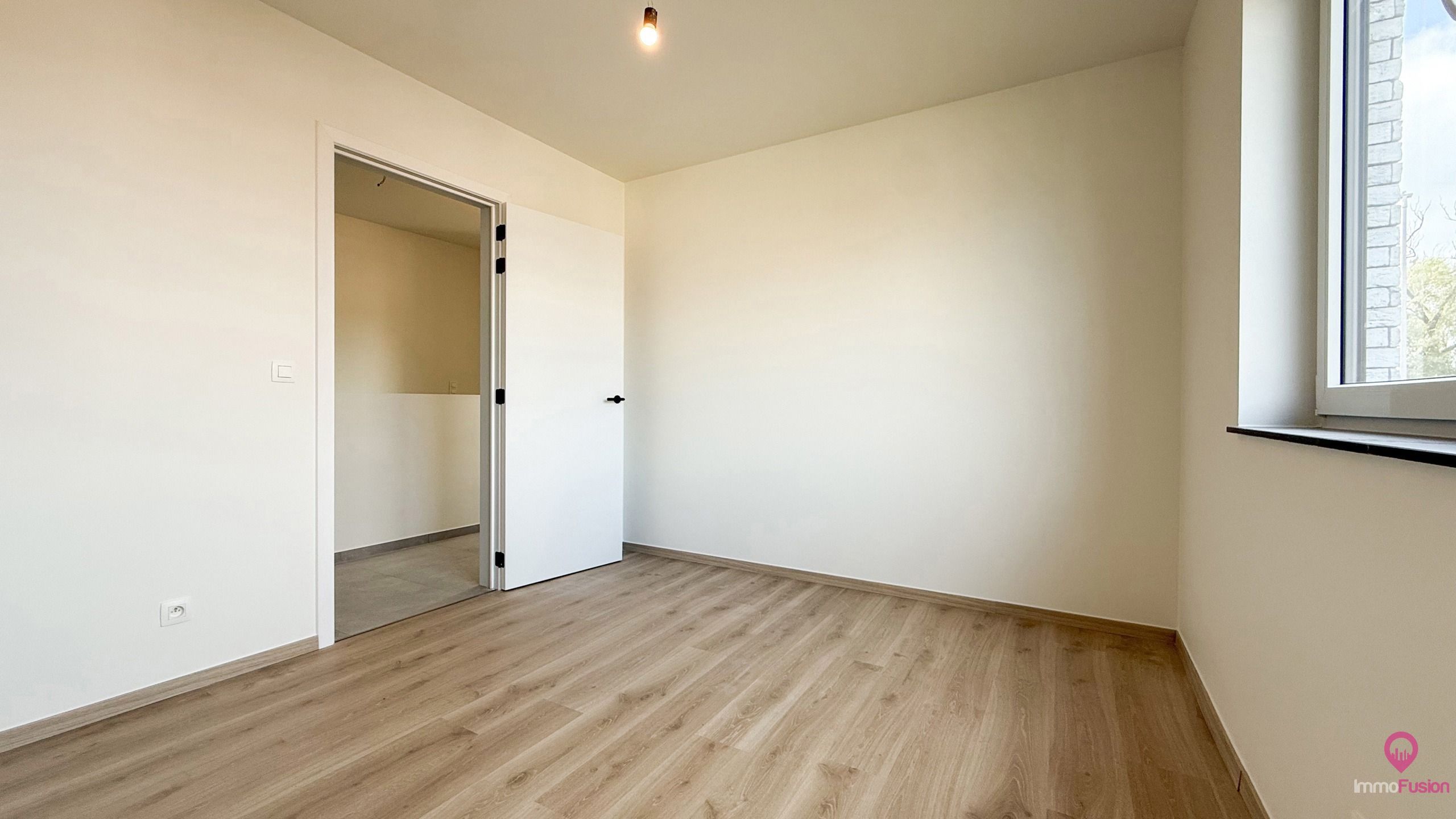Rustig gelegen instapklare nieuwbouw met 3 slaapkamers! foto 23