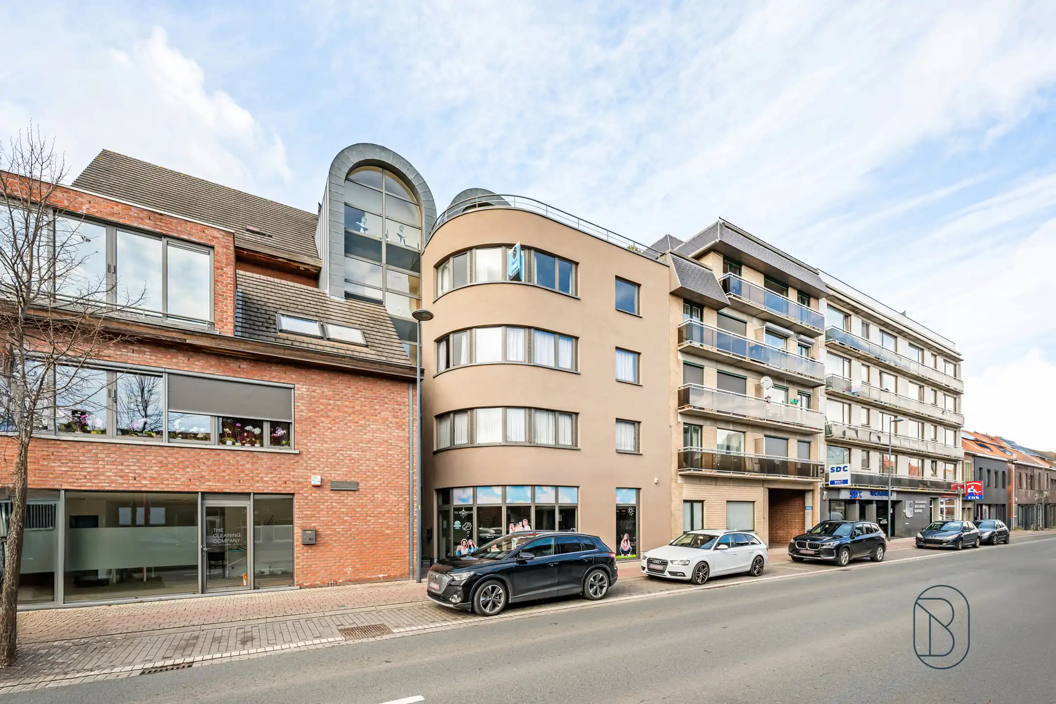 Appartement met ruim terras met zicht op de leie en garage foto 16