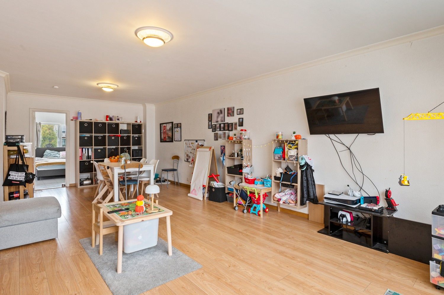 Instapklaar appartement met 2 slaapkamers te Deurne! foto 5