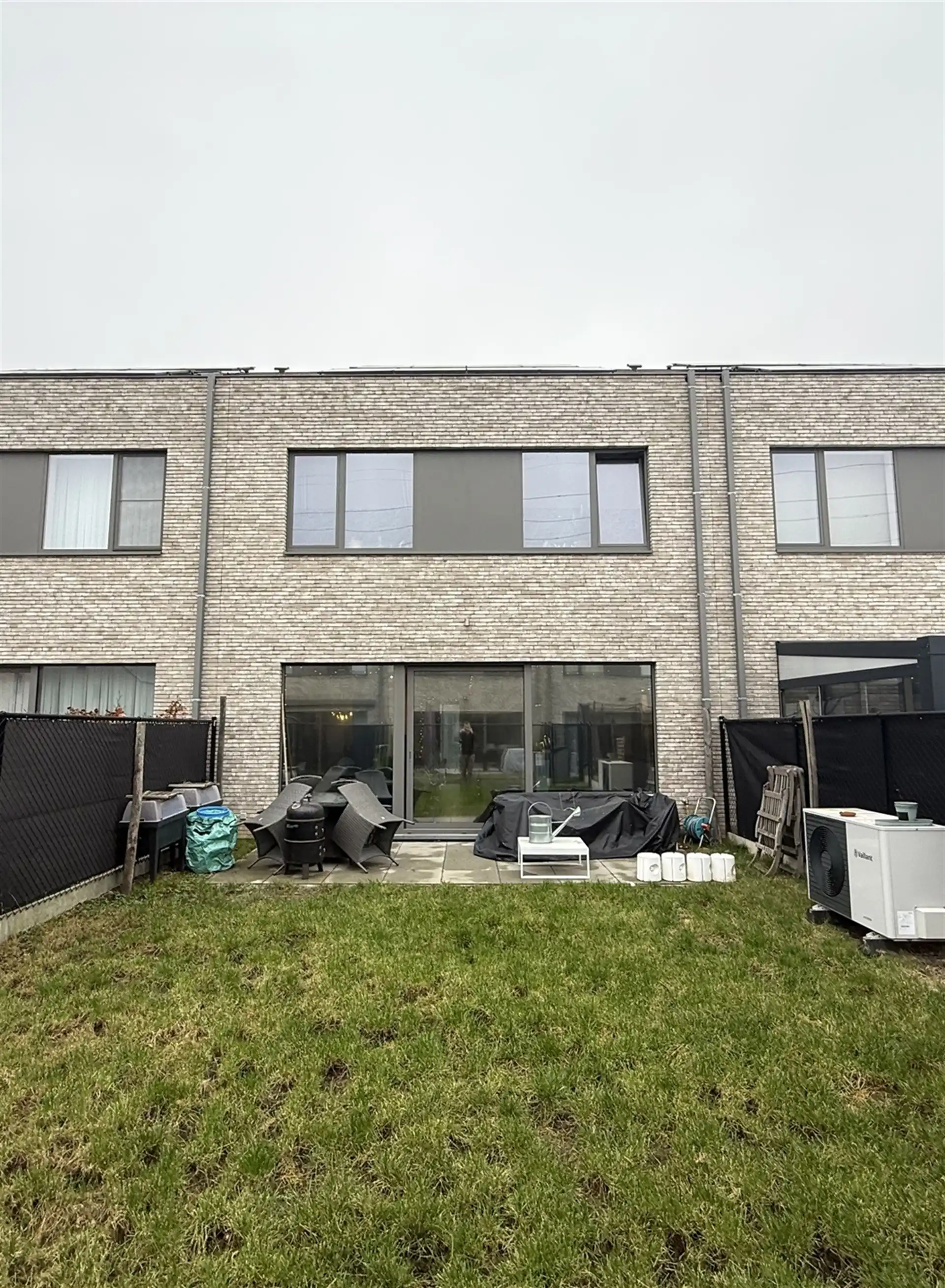 Ruime woning in rustige buurt te Merchtem  foto 8