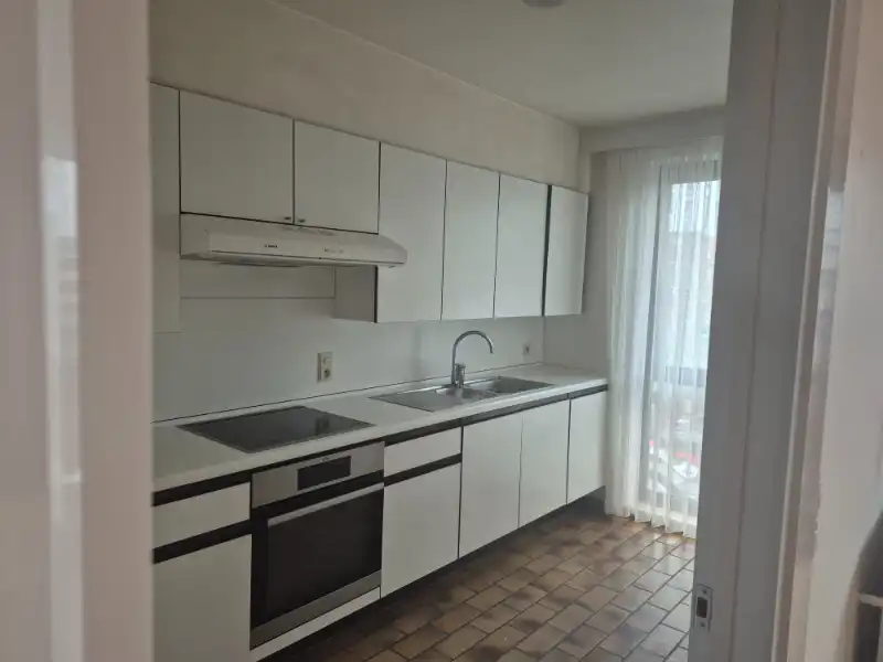 Te huur te Roeselare : appartement met 3 slpks, terras foto 2