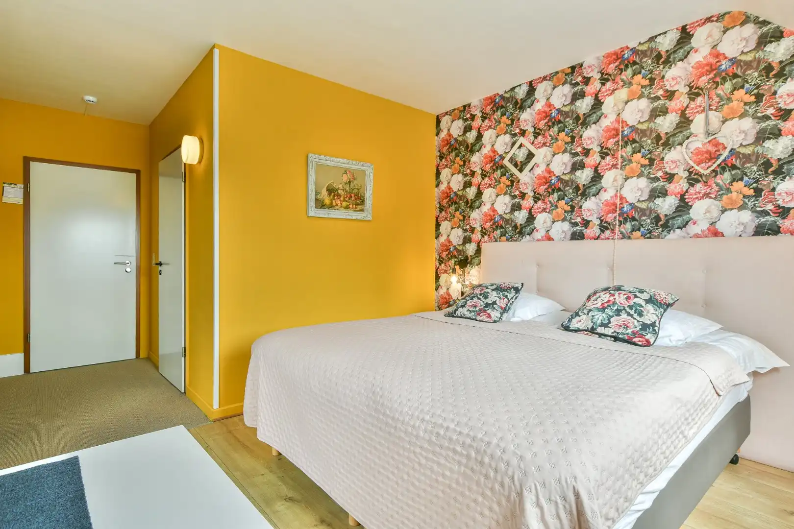 Unieke investeringskans: karaktervol hotel met 18 kamers & woonmogelijkheden te koop!  foto 20