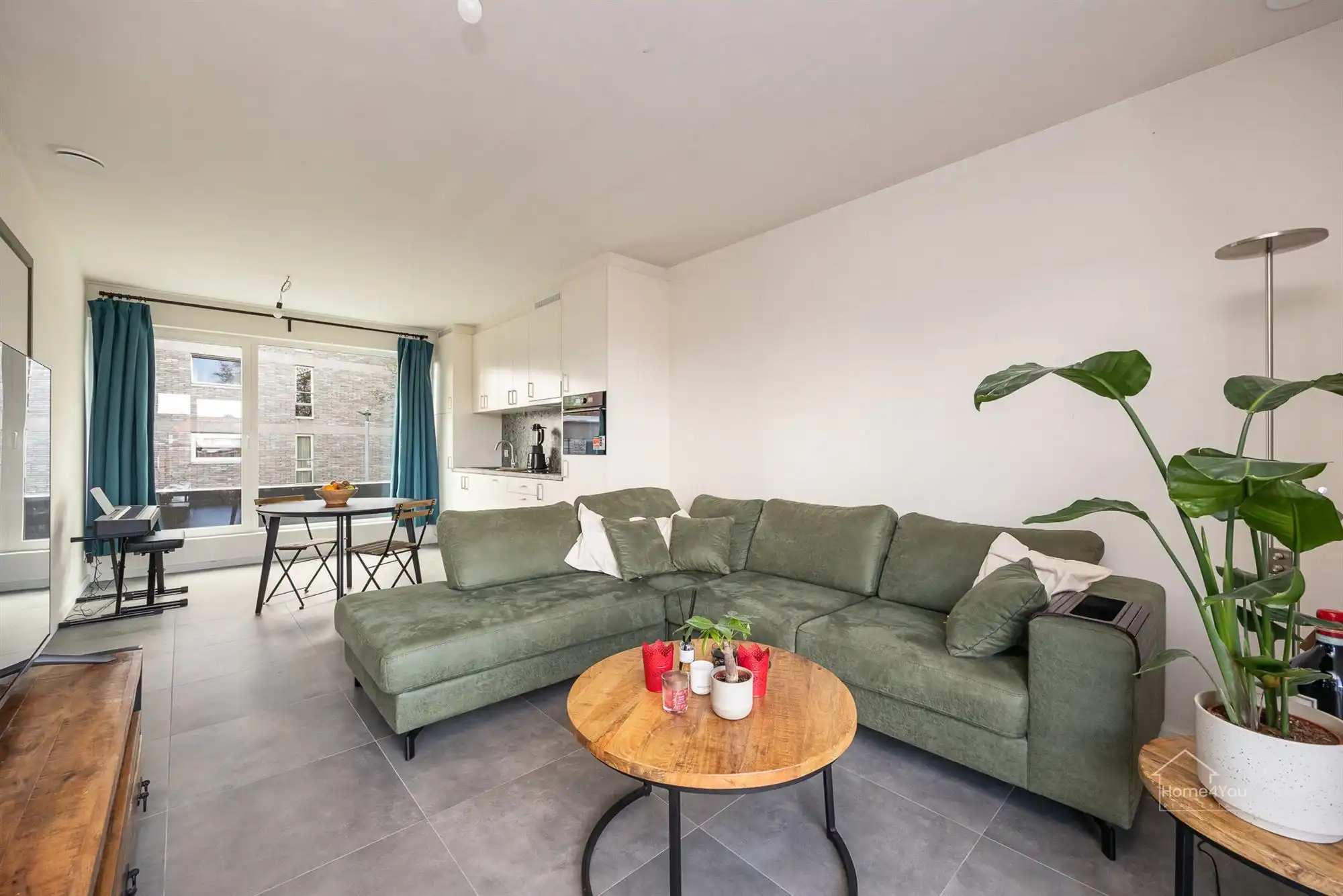 Nieuwbouw appartement met ruim terras foto 5