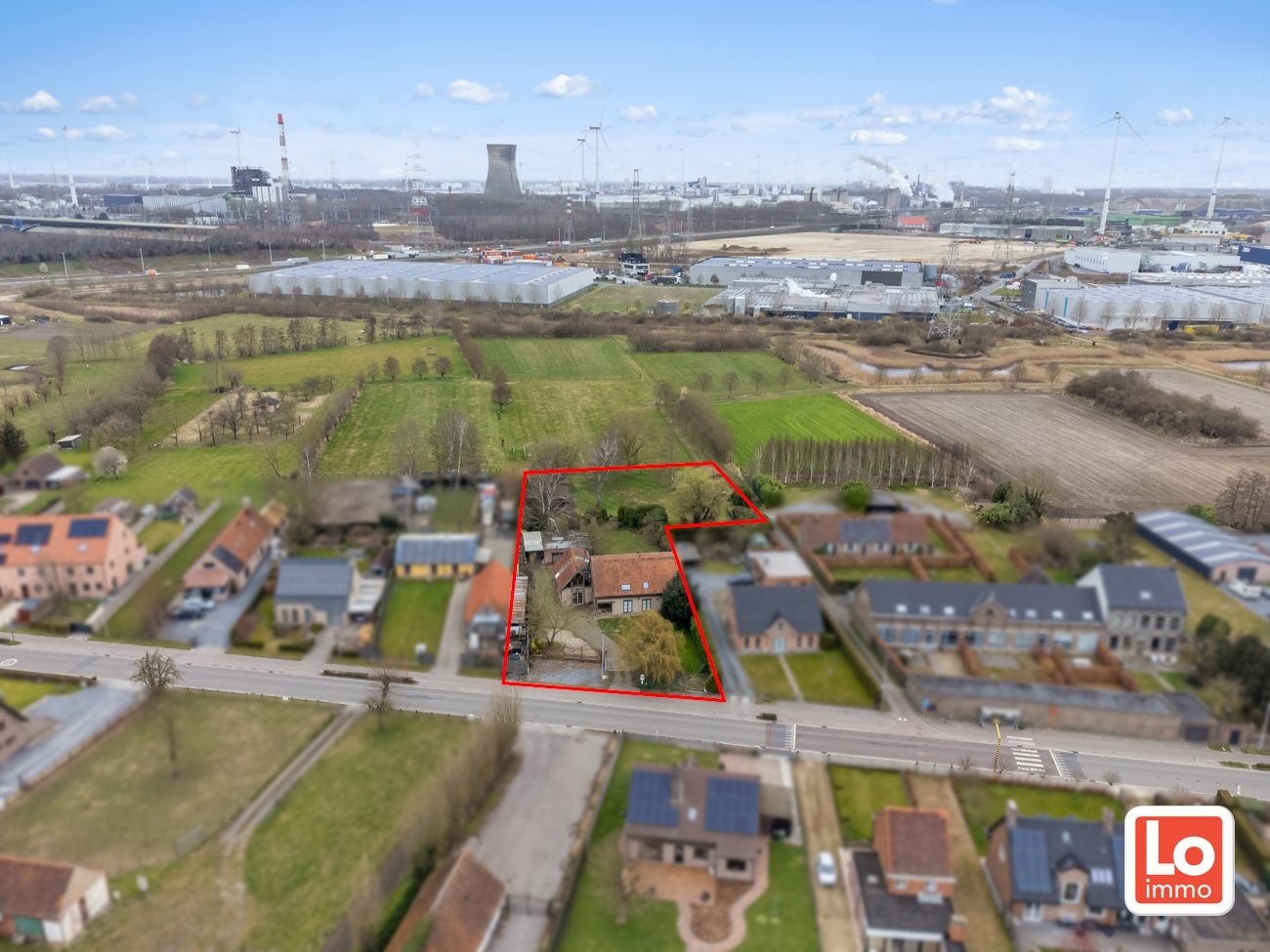 VERKOCHT!! Ruime alleenstaande volledig te renoveren woning met afzonderlijke garage op een makkelijk bereikbare locatie in Desteldonk. foto 46