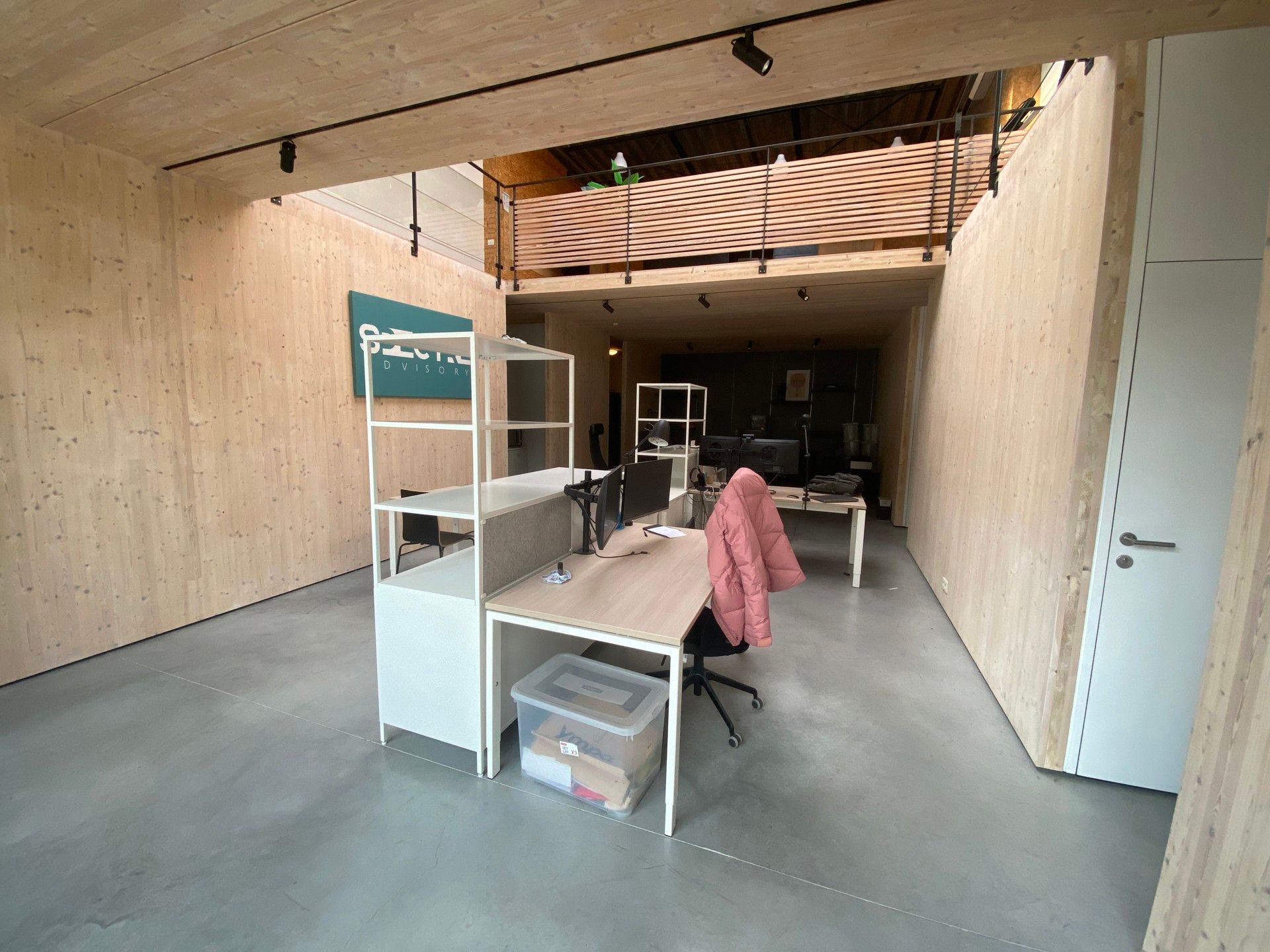 Te huur: Showroom/atelier van ca. 190 m² in Sint-Niklaas foto 3