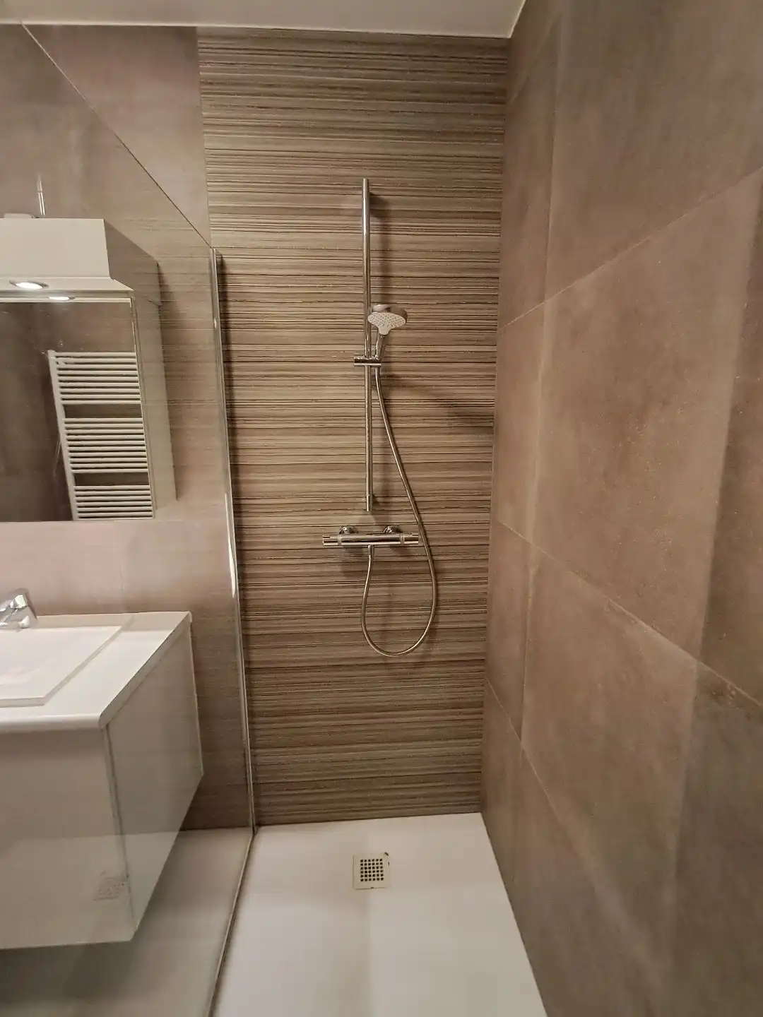 Ruim appartement te Sijsele. foto 19